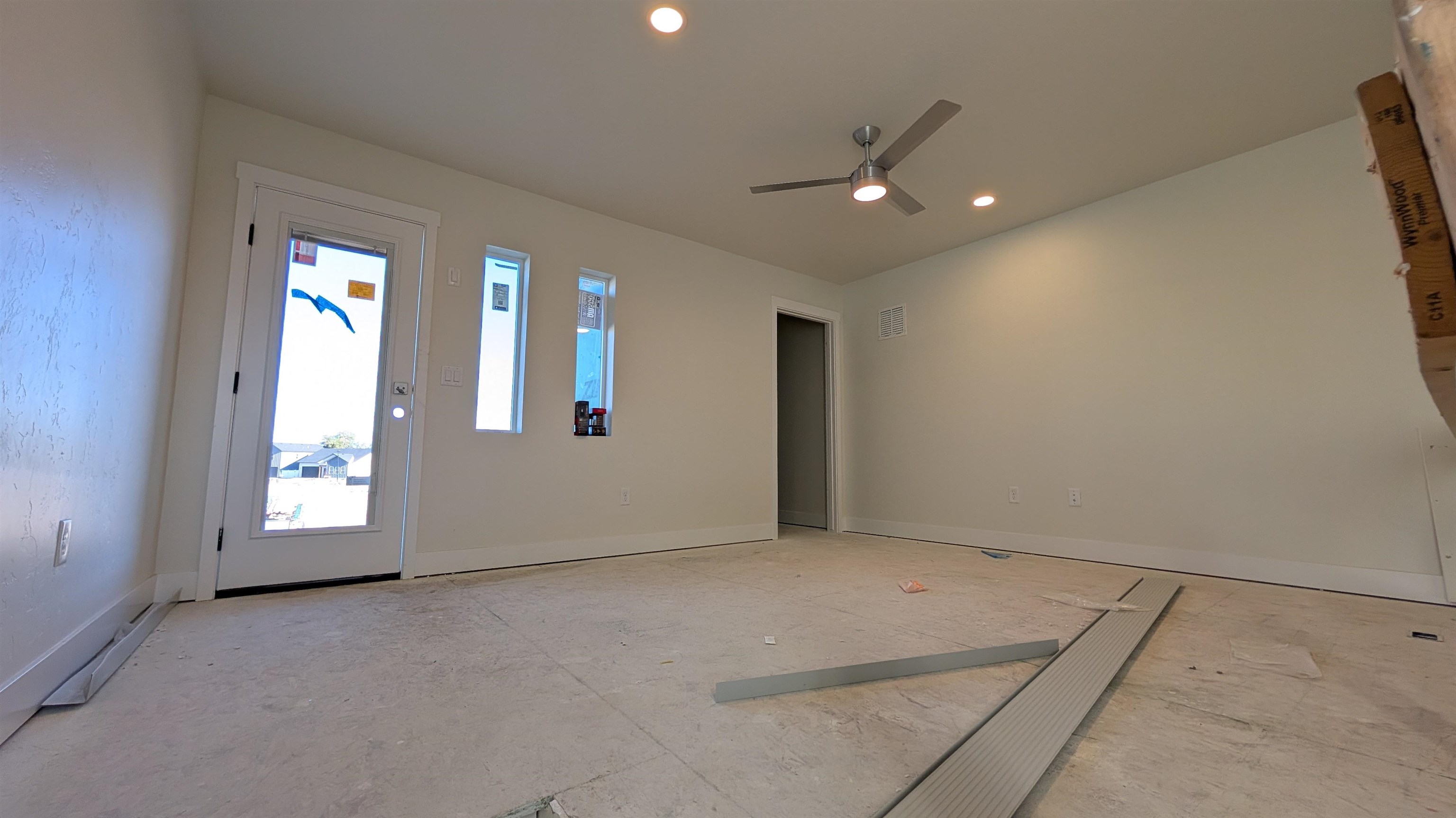 2471 Ross Road Property Photo 11