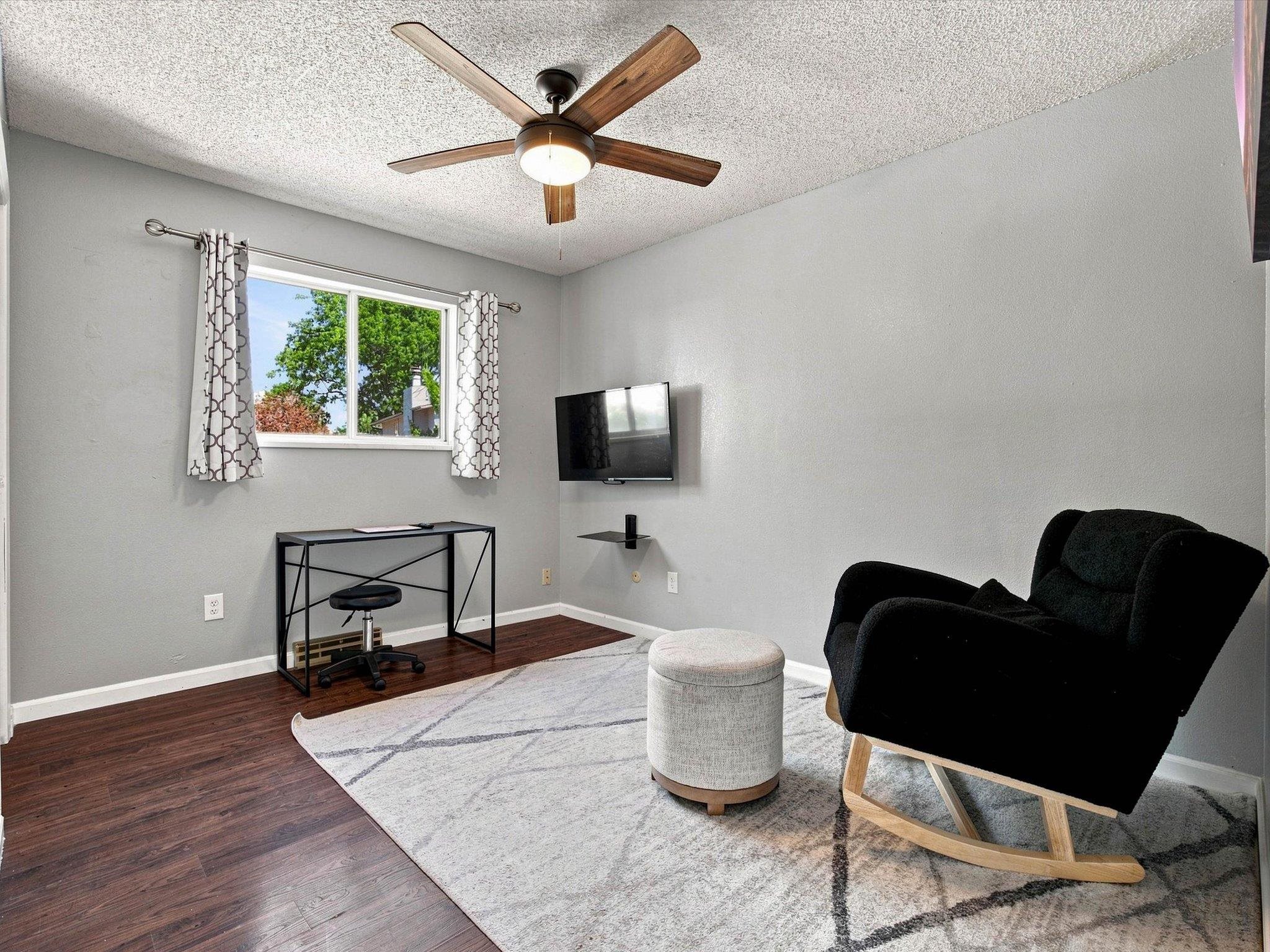 633 Sparn Court Property Photo 18