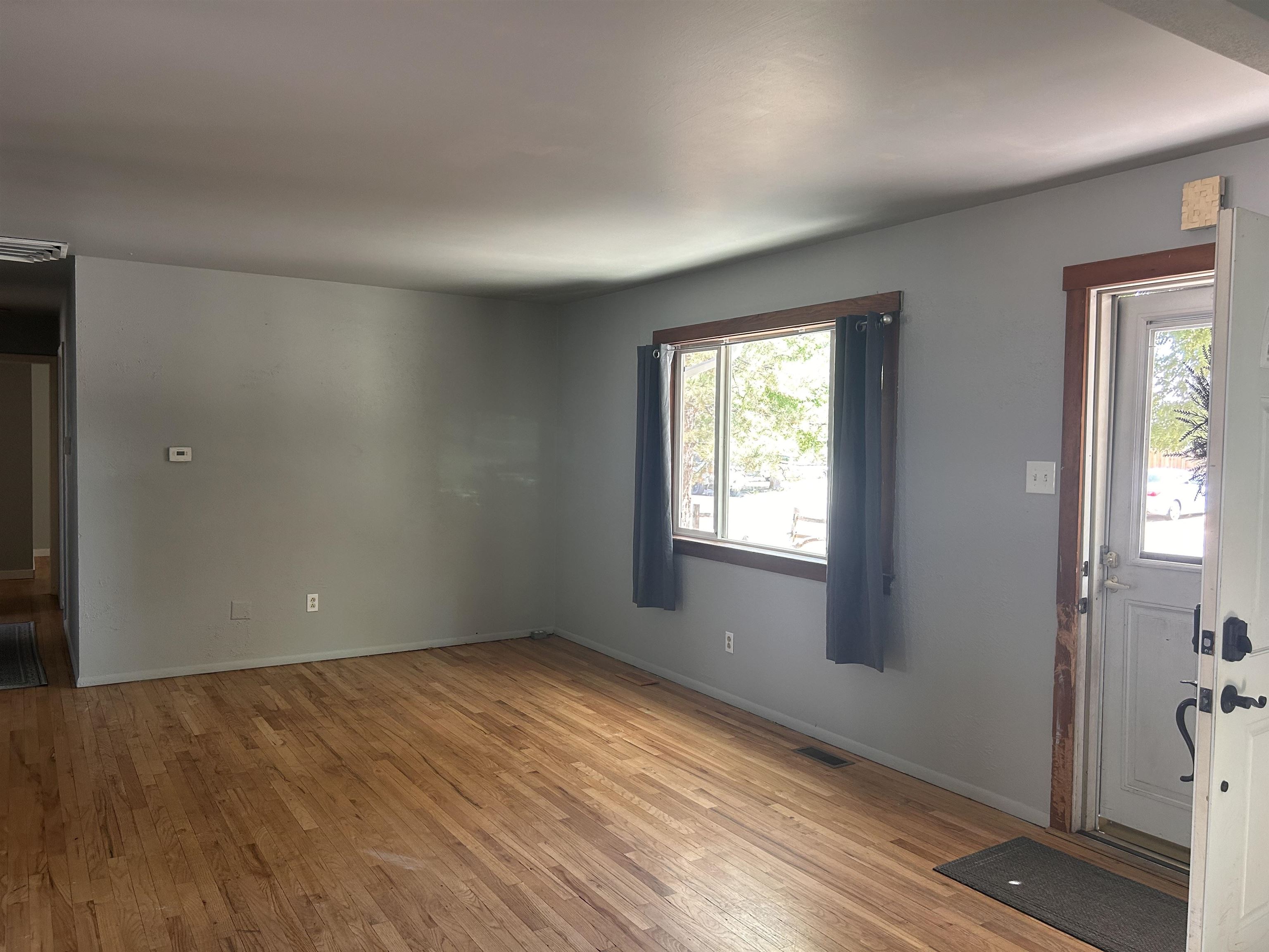 2132 Hall Avenue Property Photo 4