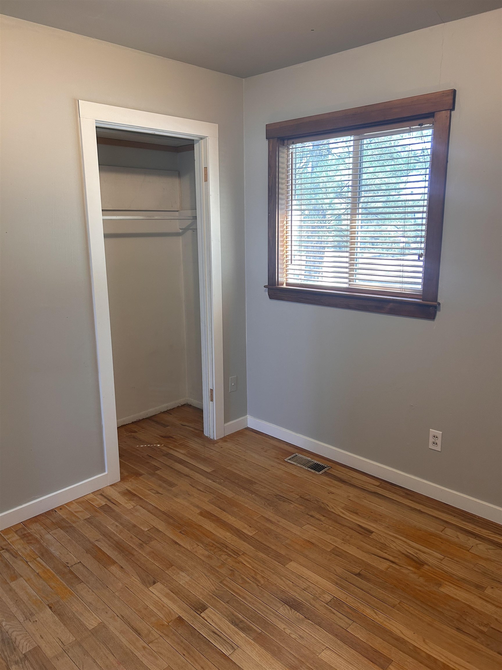2132 Hall Avenue Property Photo 13