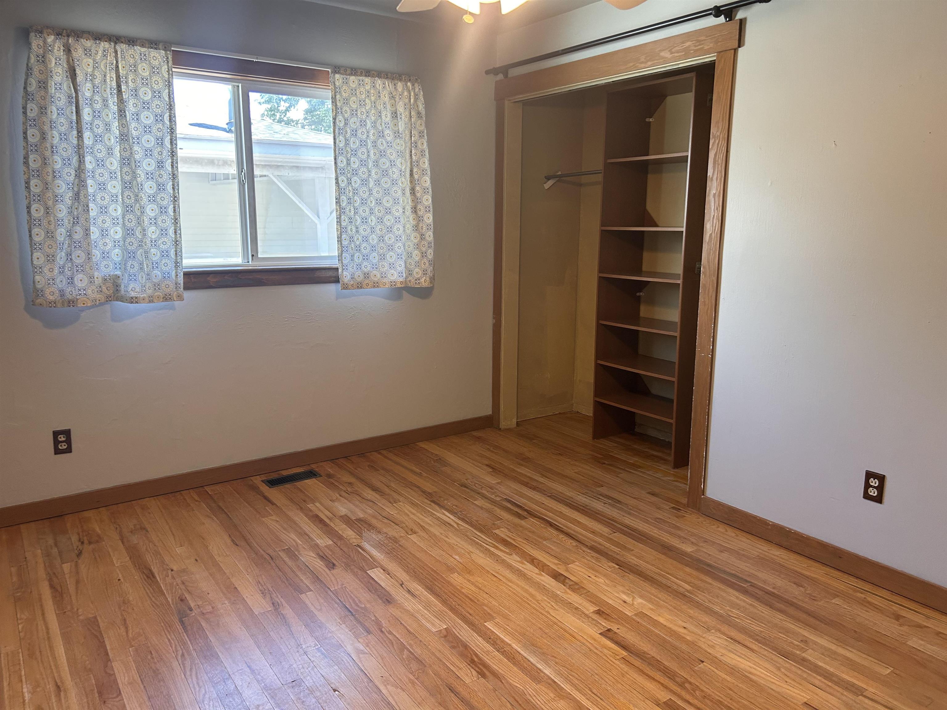2132 Hall Avenue Property Photo 13
