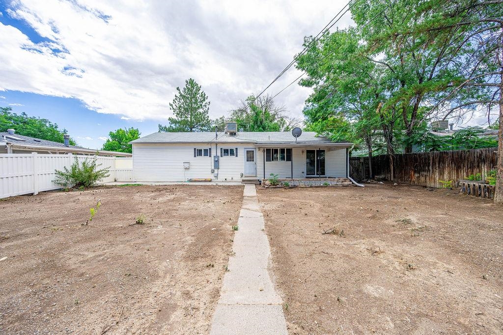 2132 Hall Avenue Property Photo 24