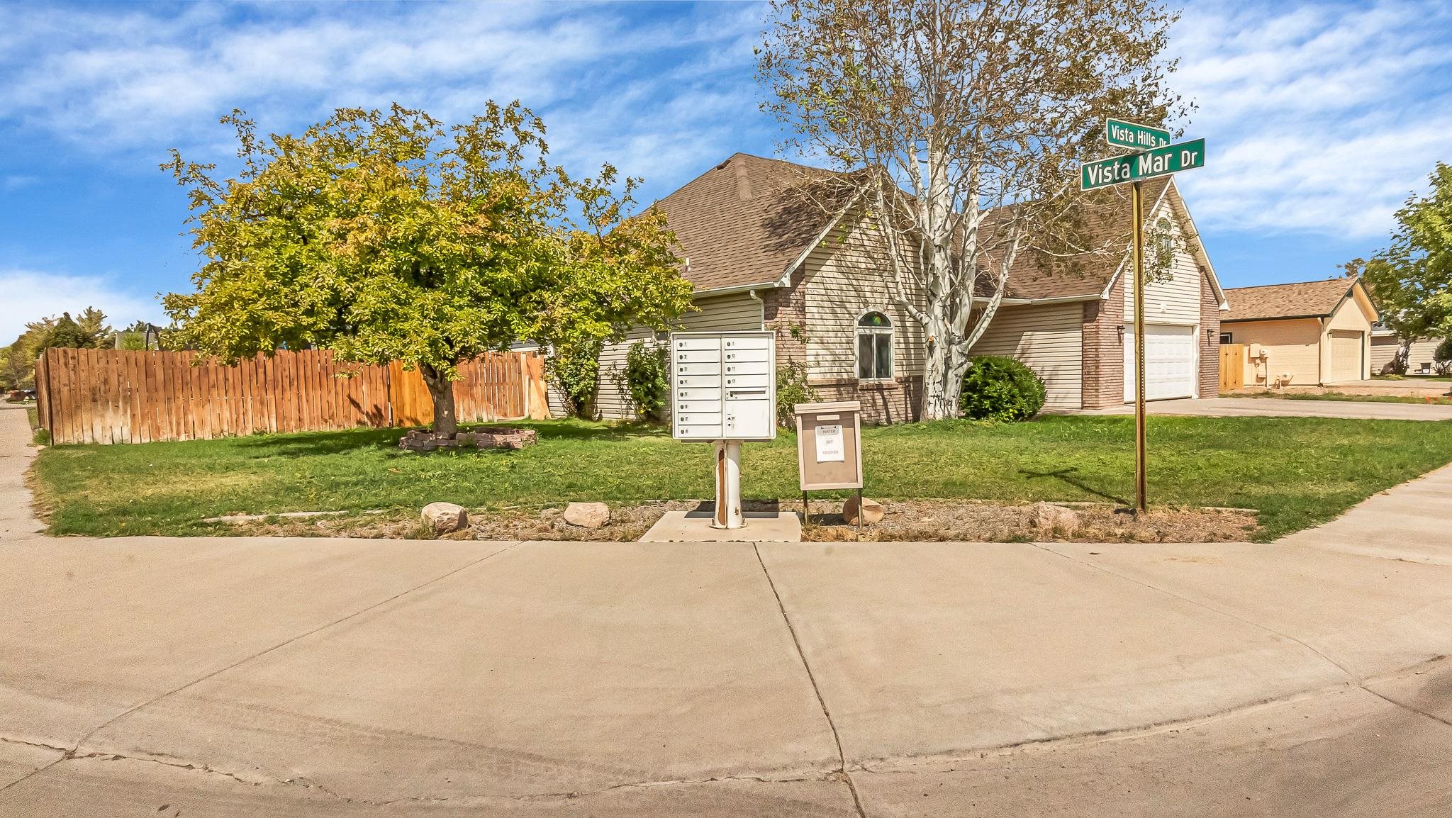225 Vista Hills Drive Property Photo 3