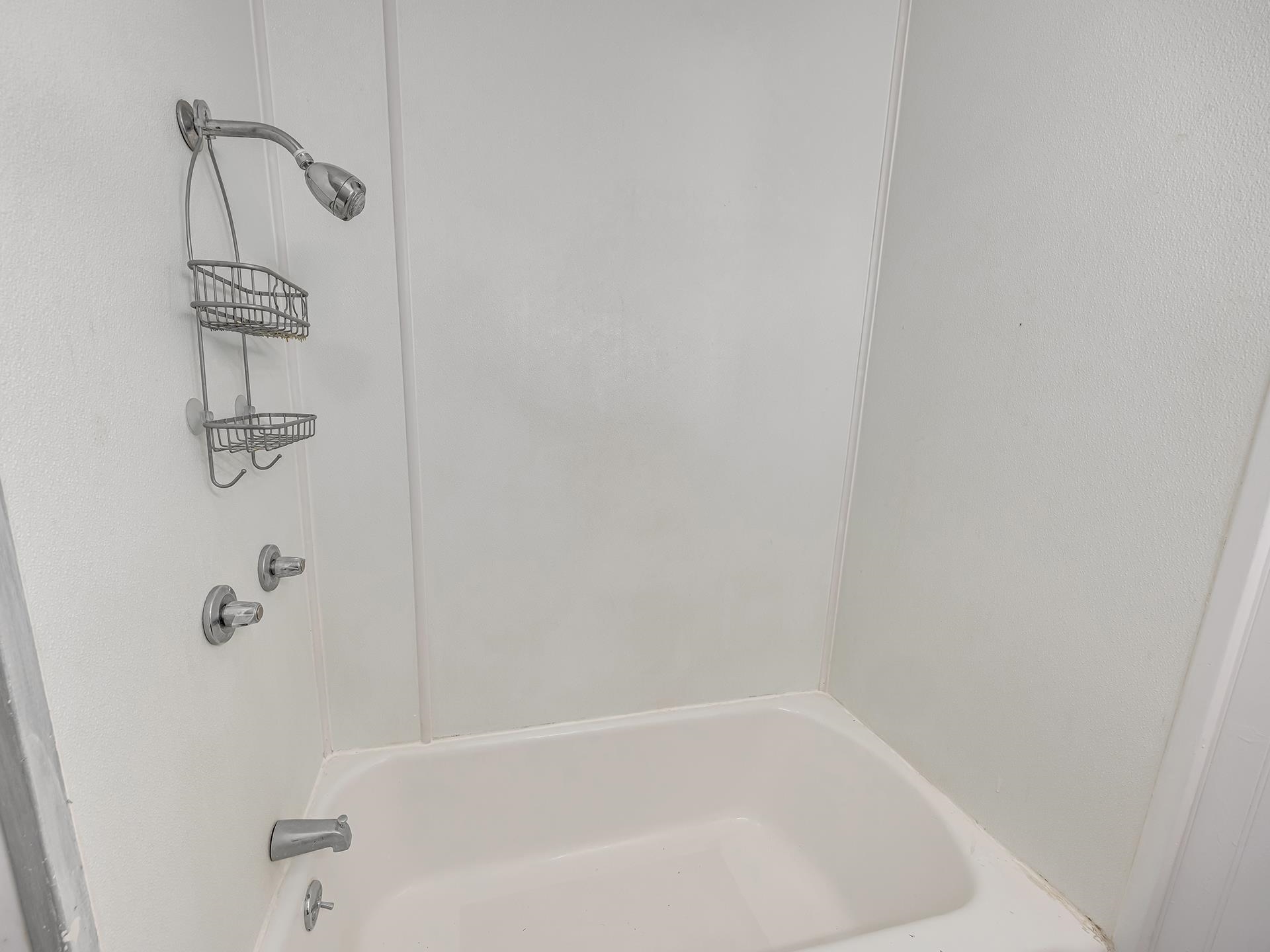 281 N Peach Street Property Photo 19