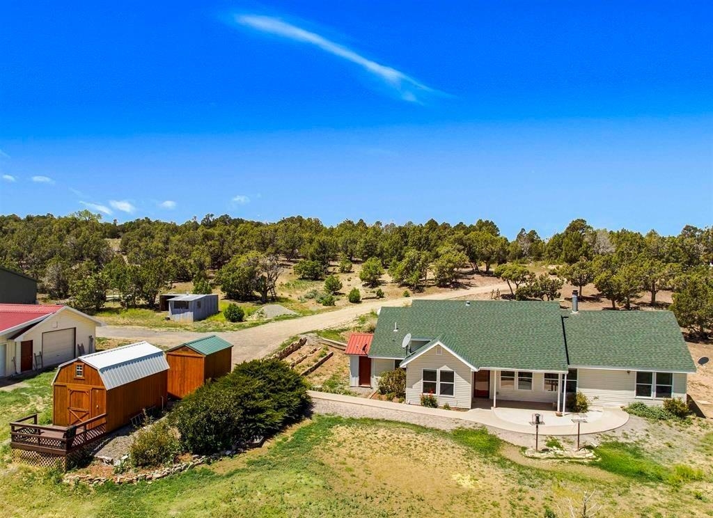 32310 B50 Road Property Photo 1