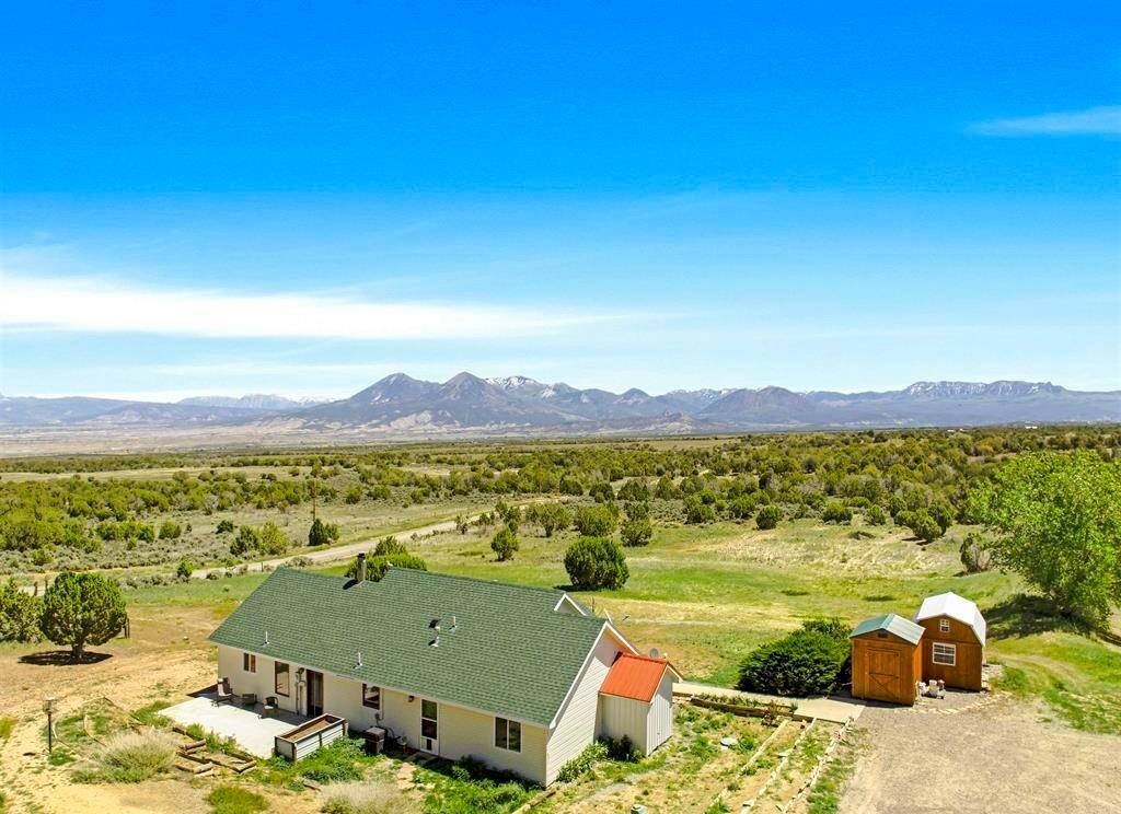 32310 B50 Road Property Photo 32