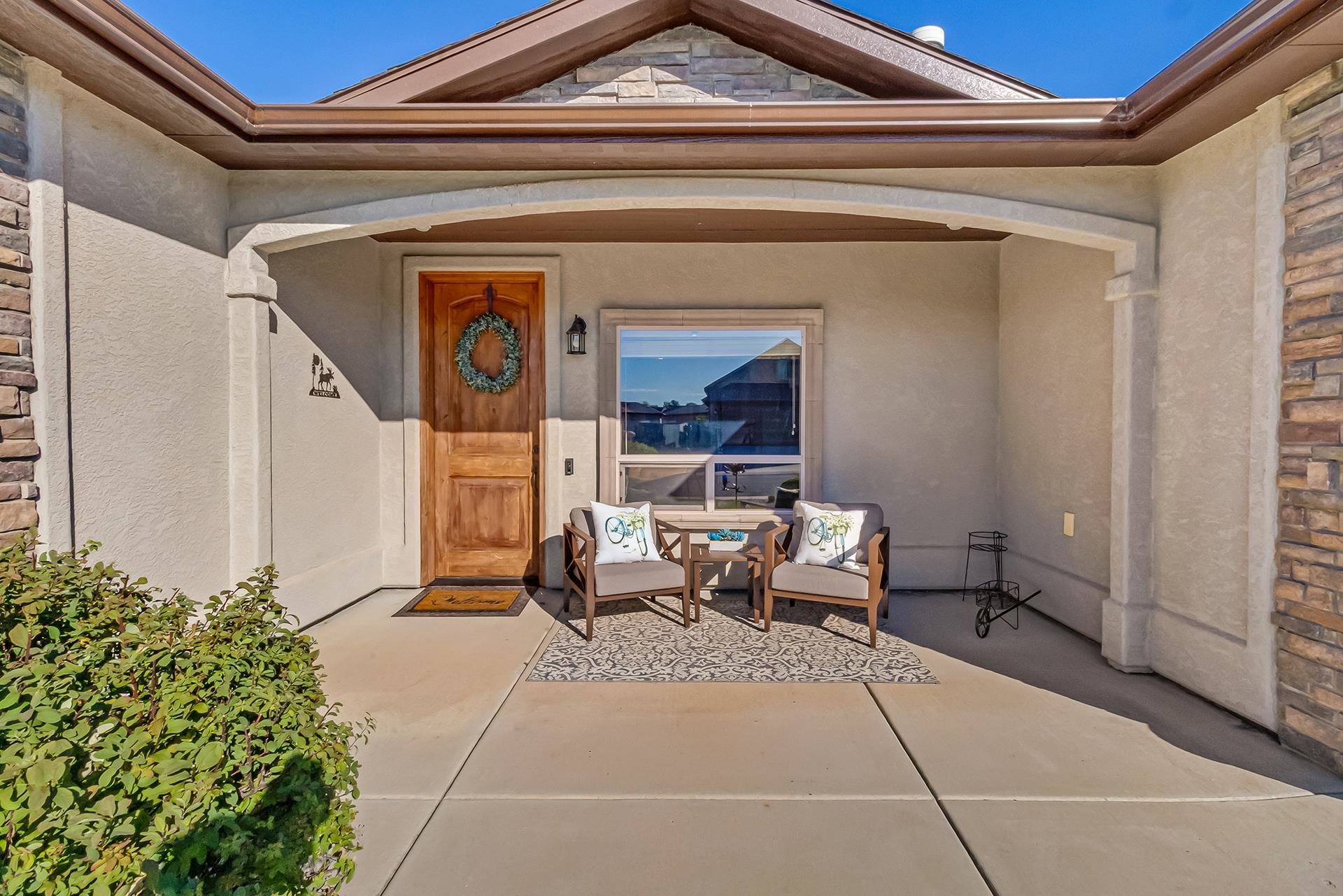 735 Moores Diamond Drive Property Photo 3