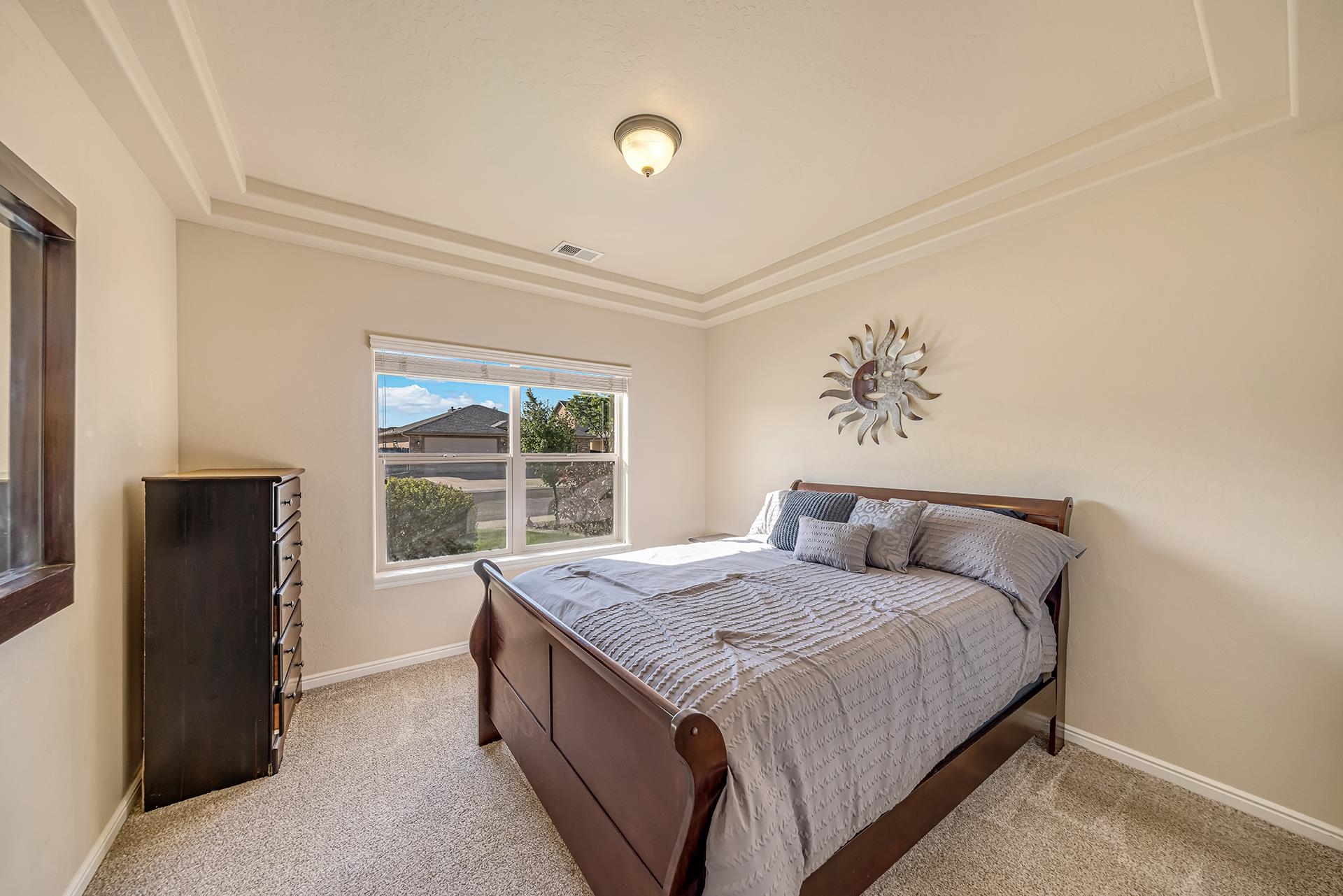 735 Moores Diamond Drive Property Photo 10