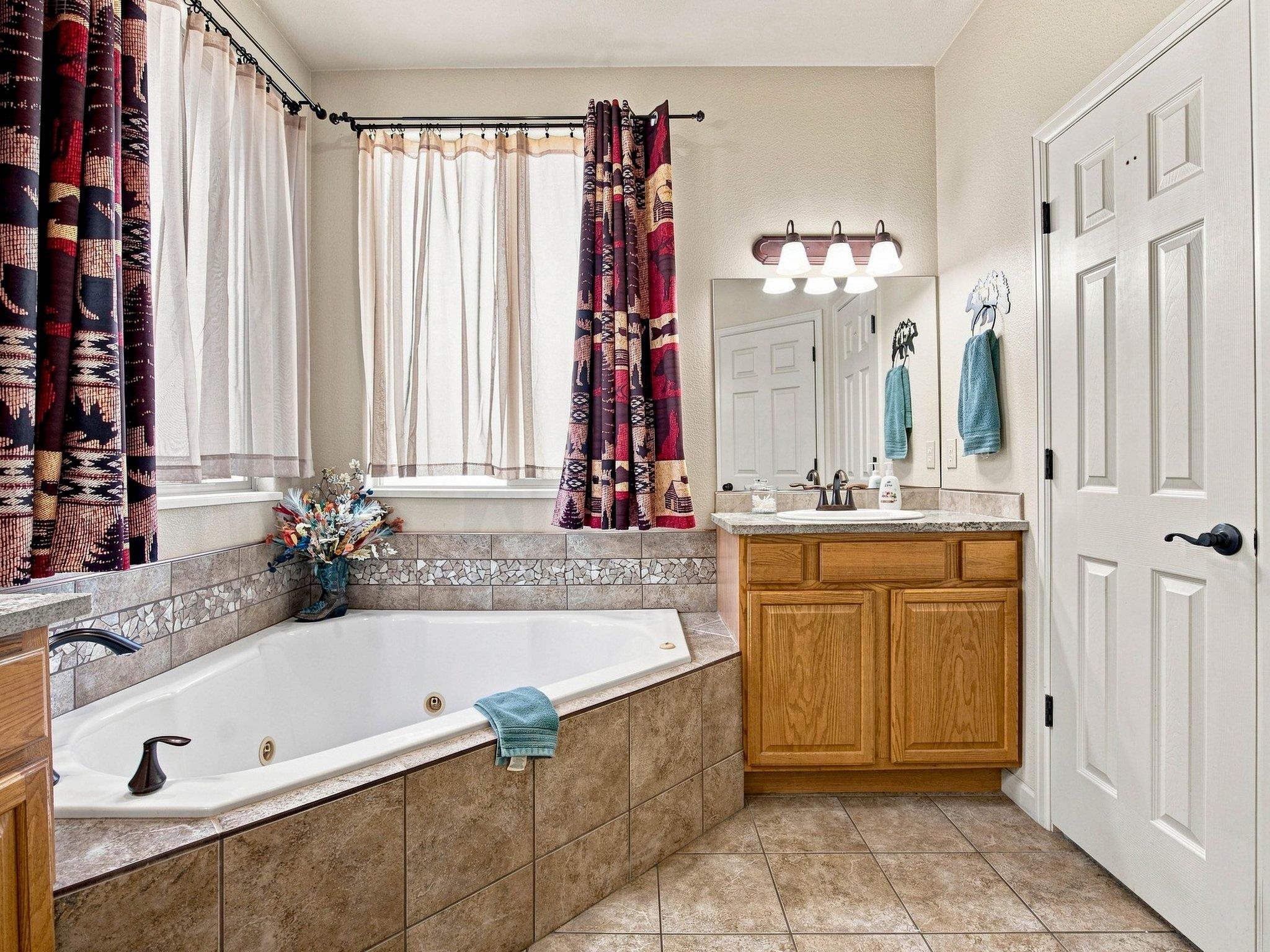 1421 Bobcat Way Property Photo 15