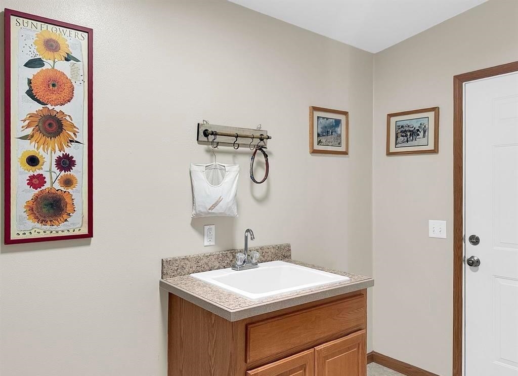 40331 D Road Property Photo 40