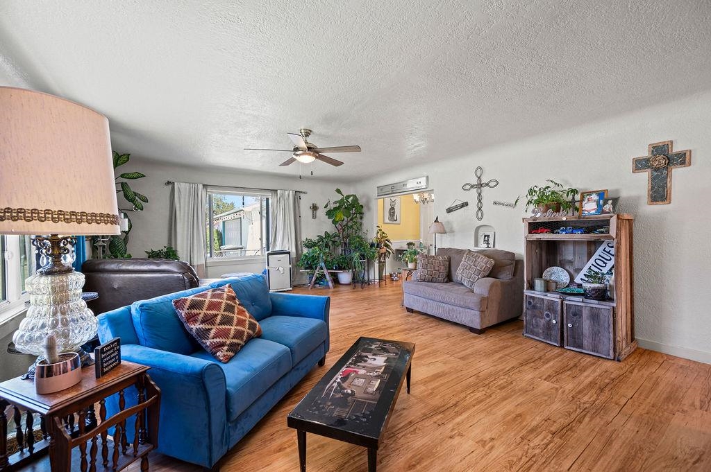 516 28 1/2 Road Property Photo 5