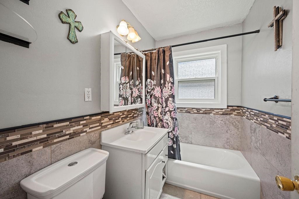 516 28 1/2 Road Property Photo 18