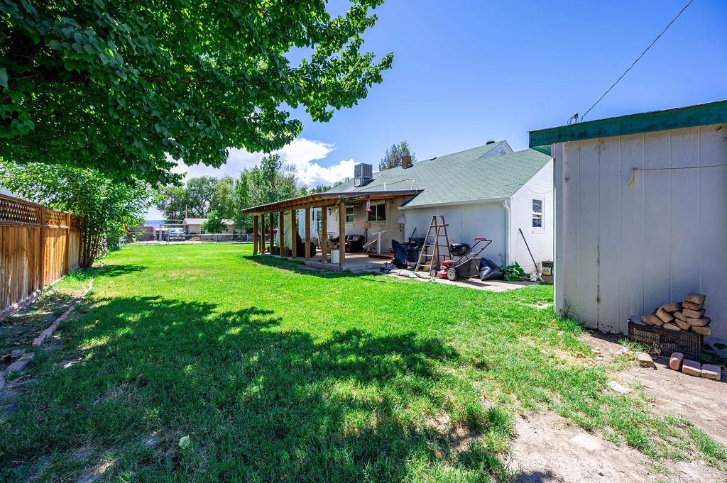 516 28 1/2 Road Property Photo 25