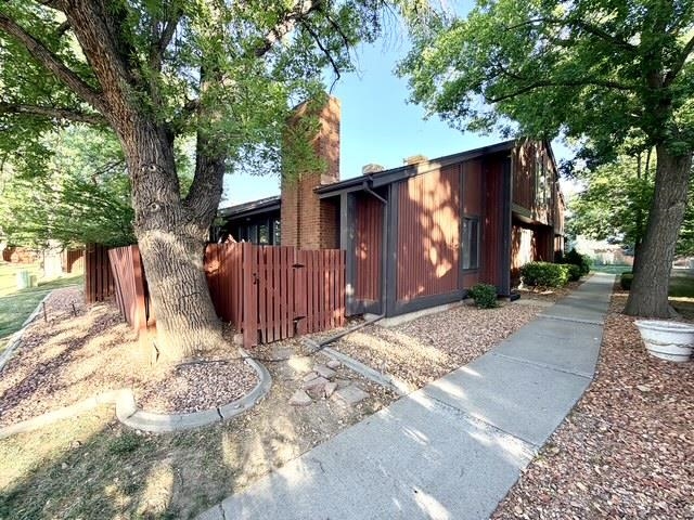 1155 Lakeside Drive Property Photo 3
