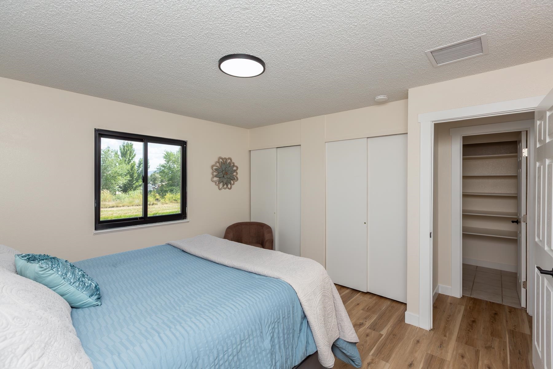 3229 Bunting Avenue Property Photo 14