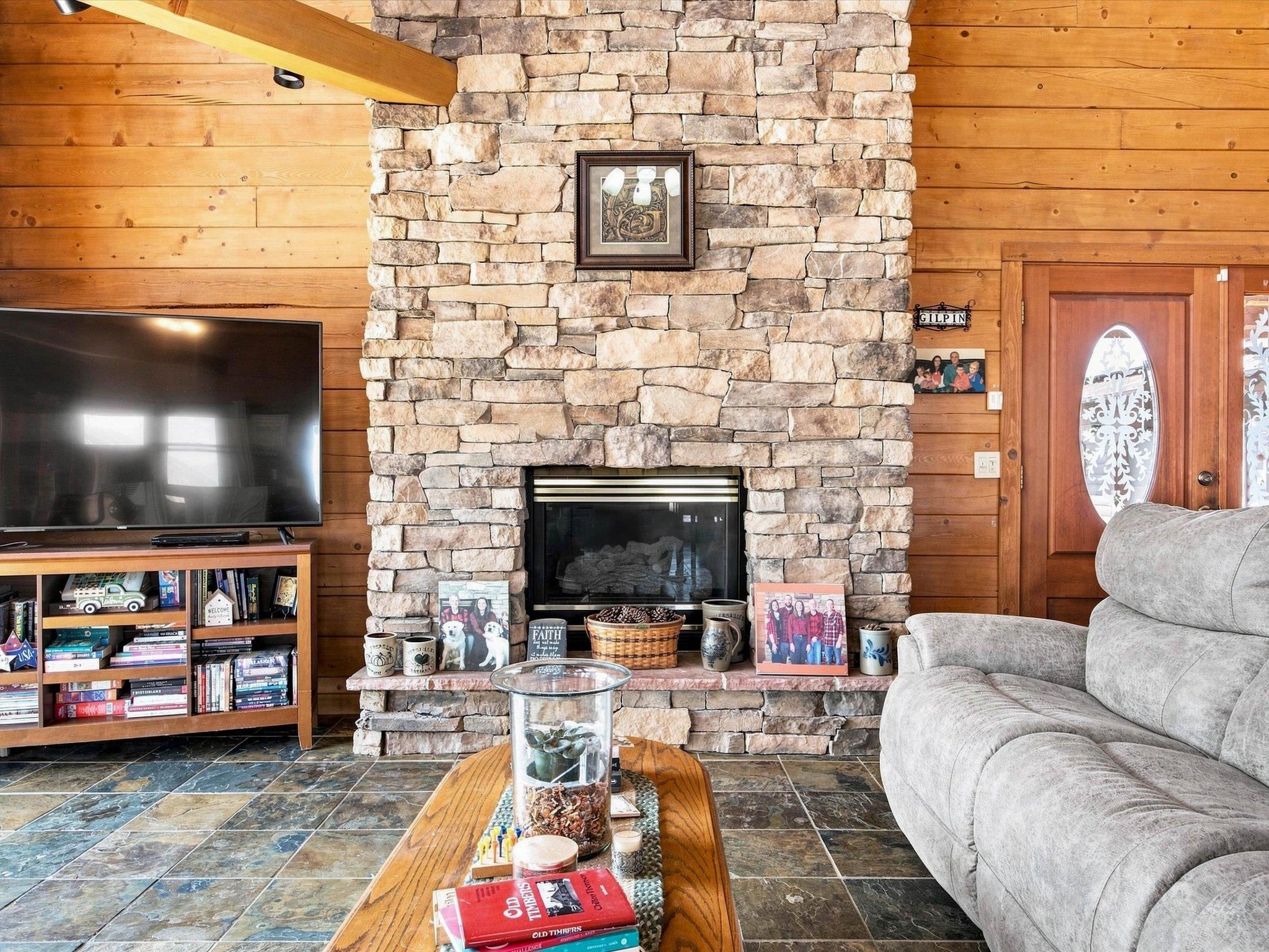 2103 County Road 321 Property Photo 6
