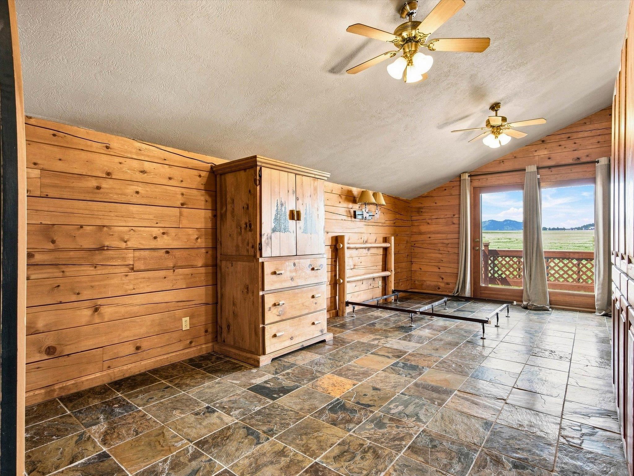 2103 County Road 321 Property Photo 24