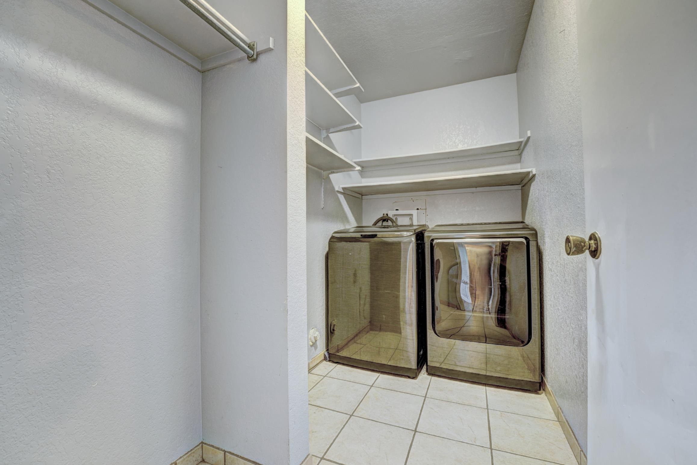 547 Pearce Avenue Property Photo 9
