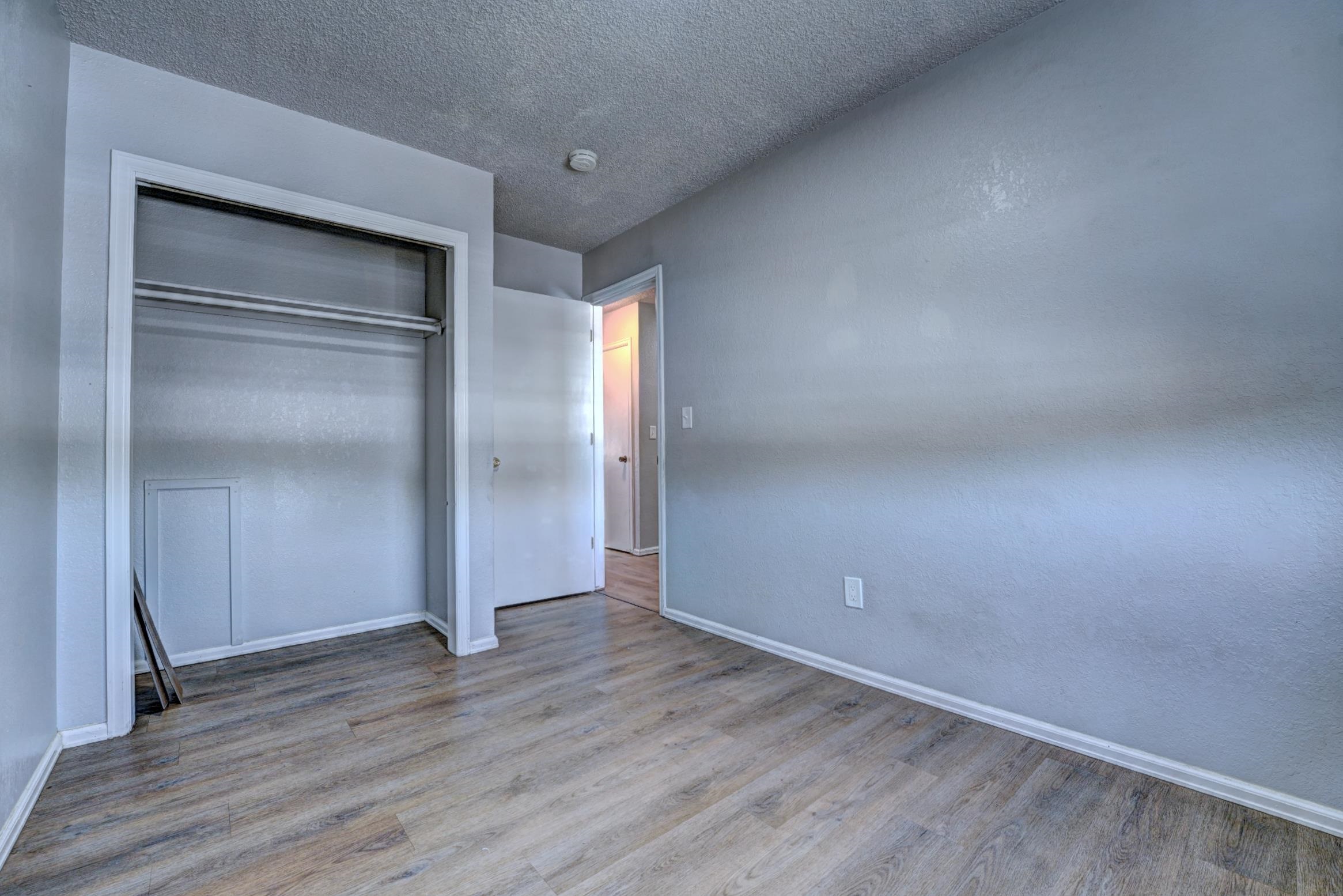 547 Pearce Avenue Property Photo 13