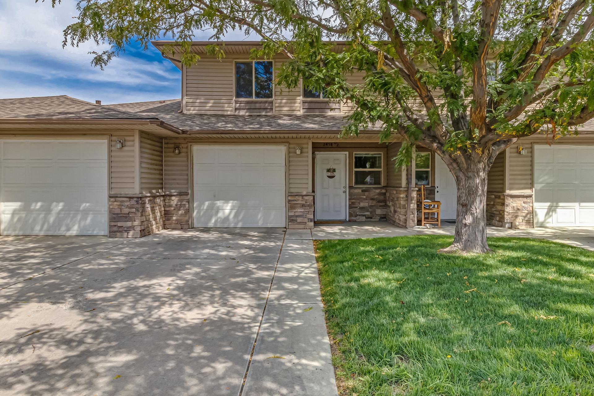 2458 1/2 Brookwillow Loop Property Photo 1