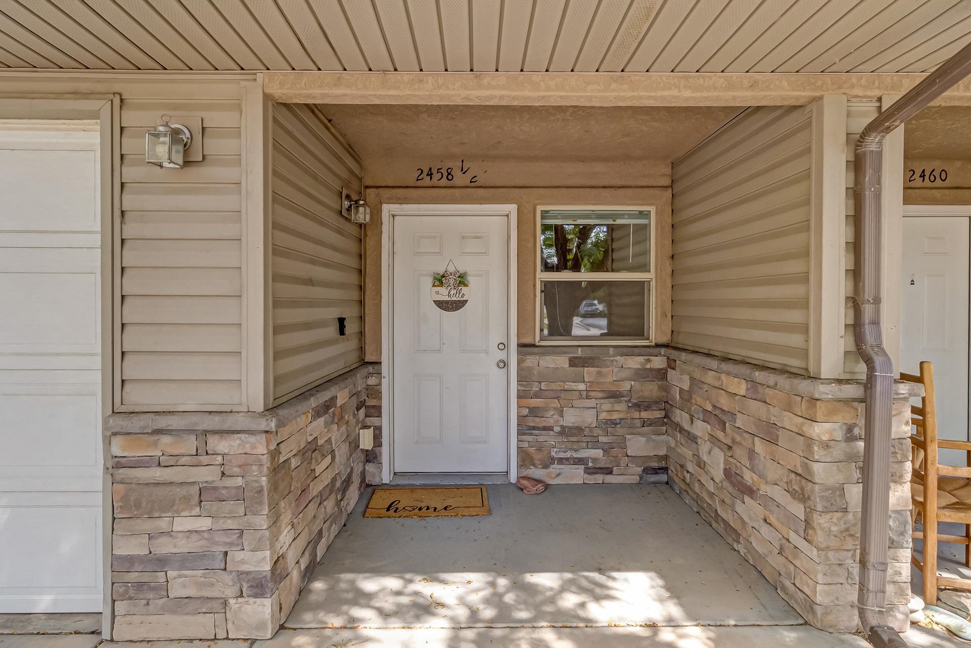 2458 1/2 Brookwillow Loop Property Photo 3
