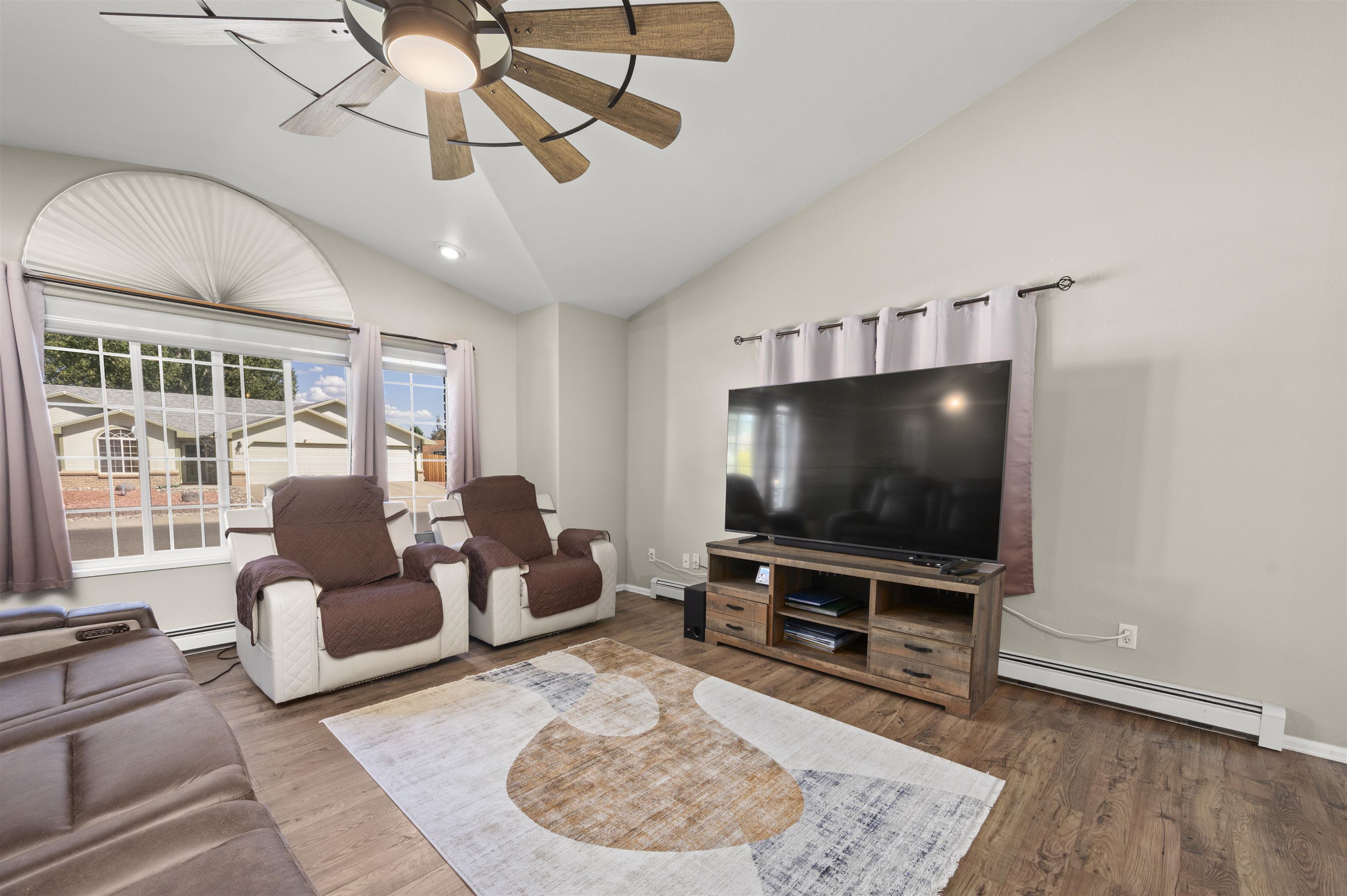 663 Chama Lane Property Photo 17