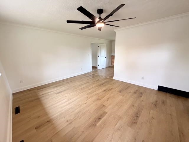605 Susan Street Property Photo 8