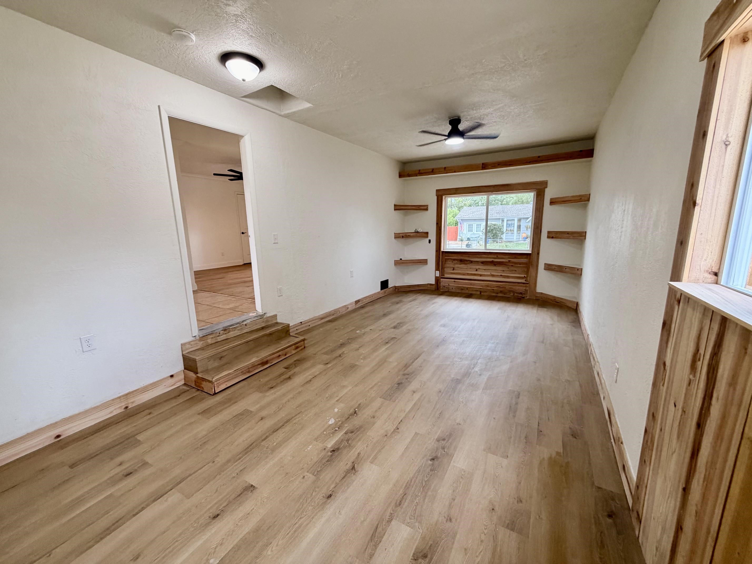 605 Susan Street Property Photo 13