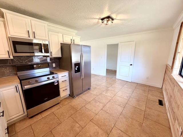 605 Susan Street Property Photo 19