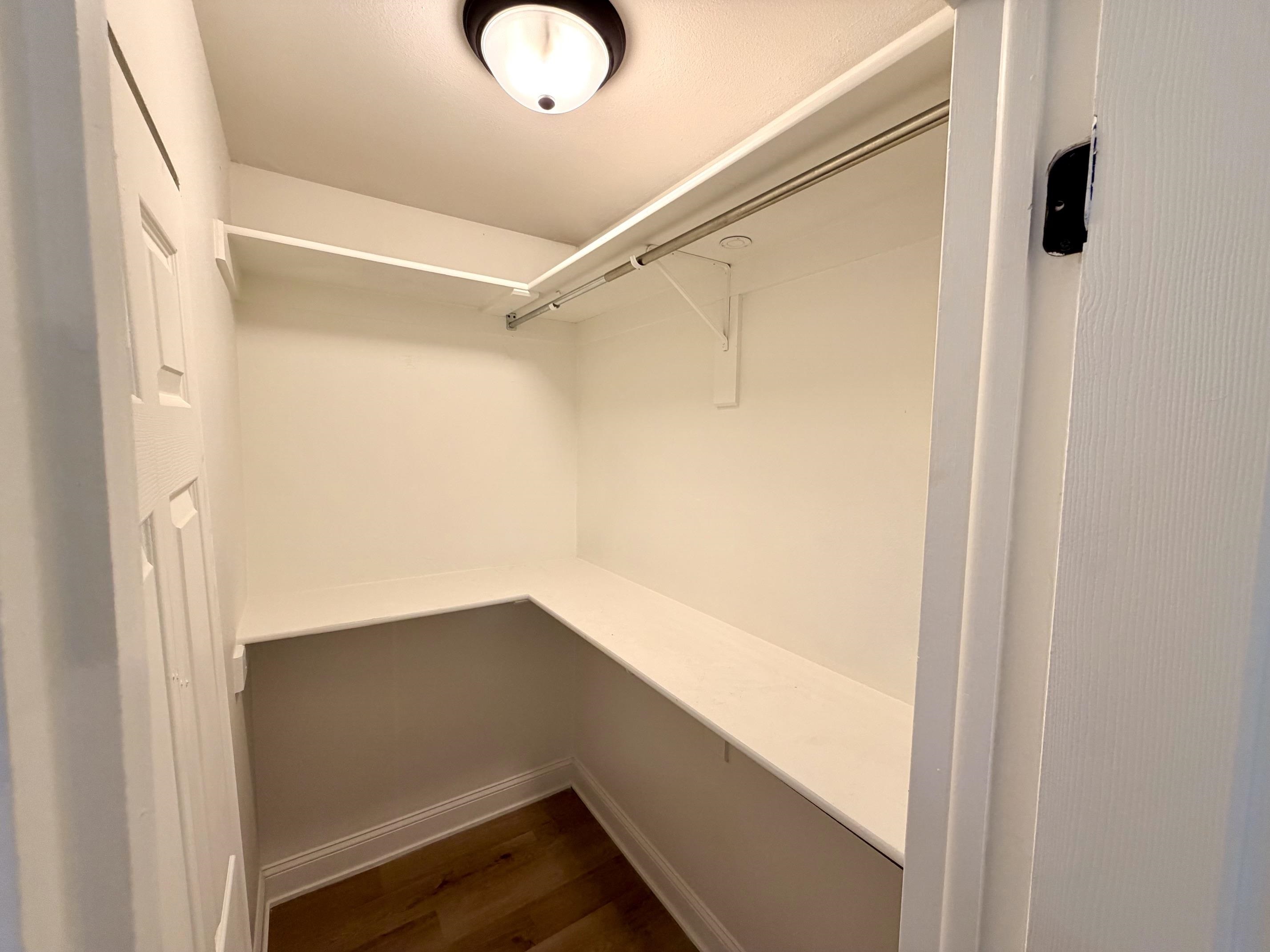 605 Susan Street Property Photo 27
