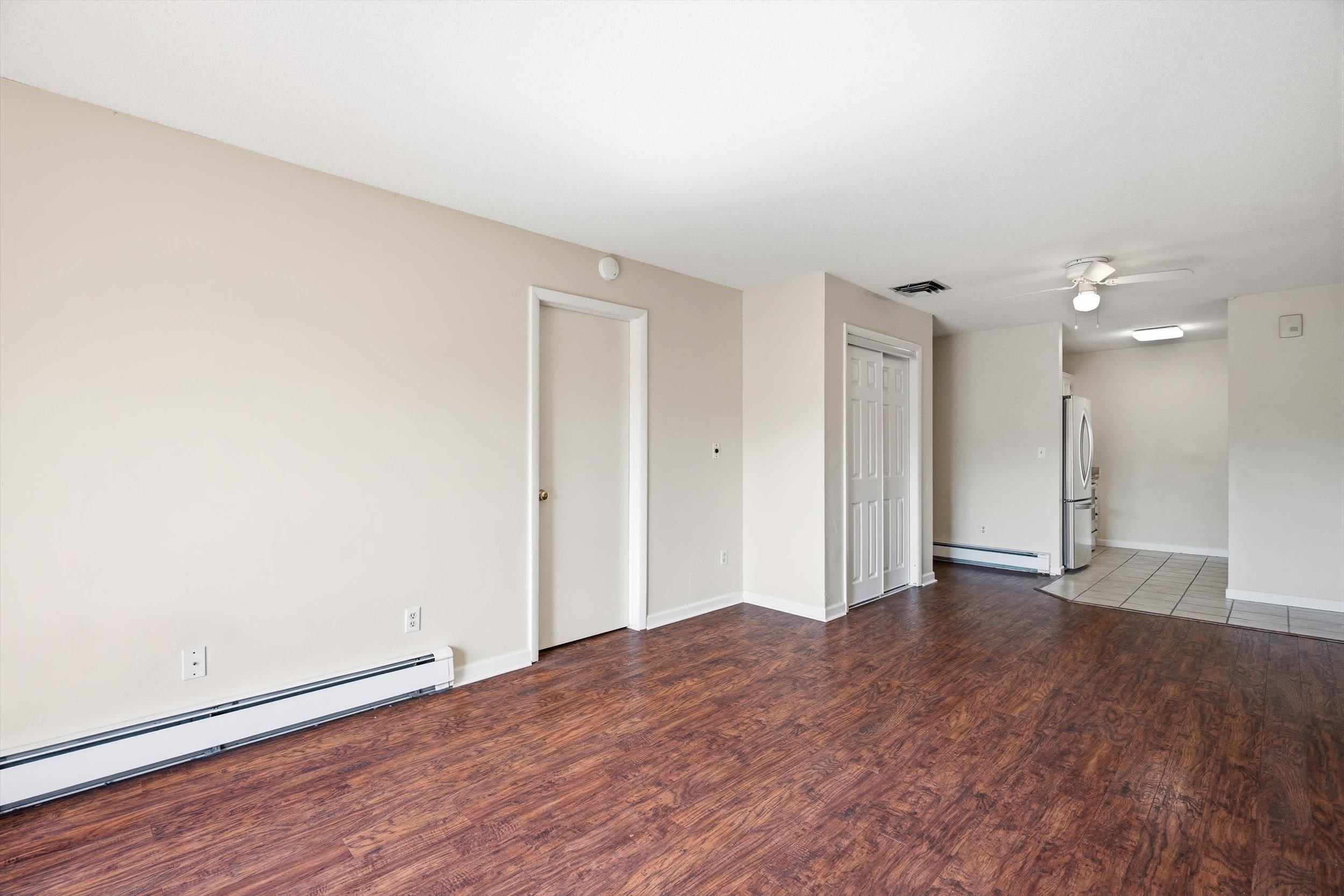 3231 Lakeside Drive Property Photo 6