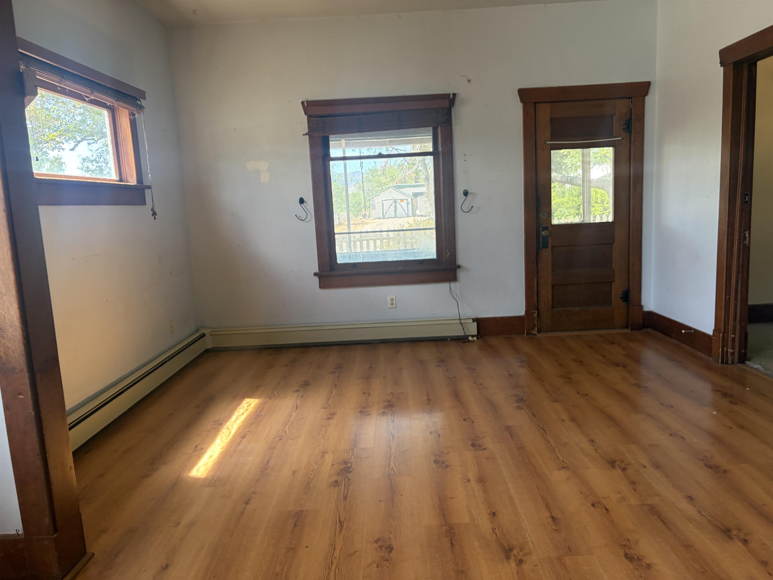 216 Denver Avenue Property Photo 5