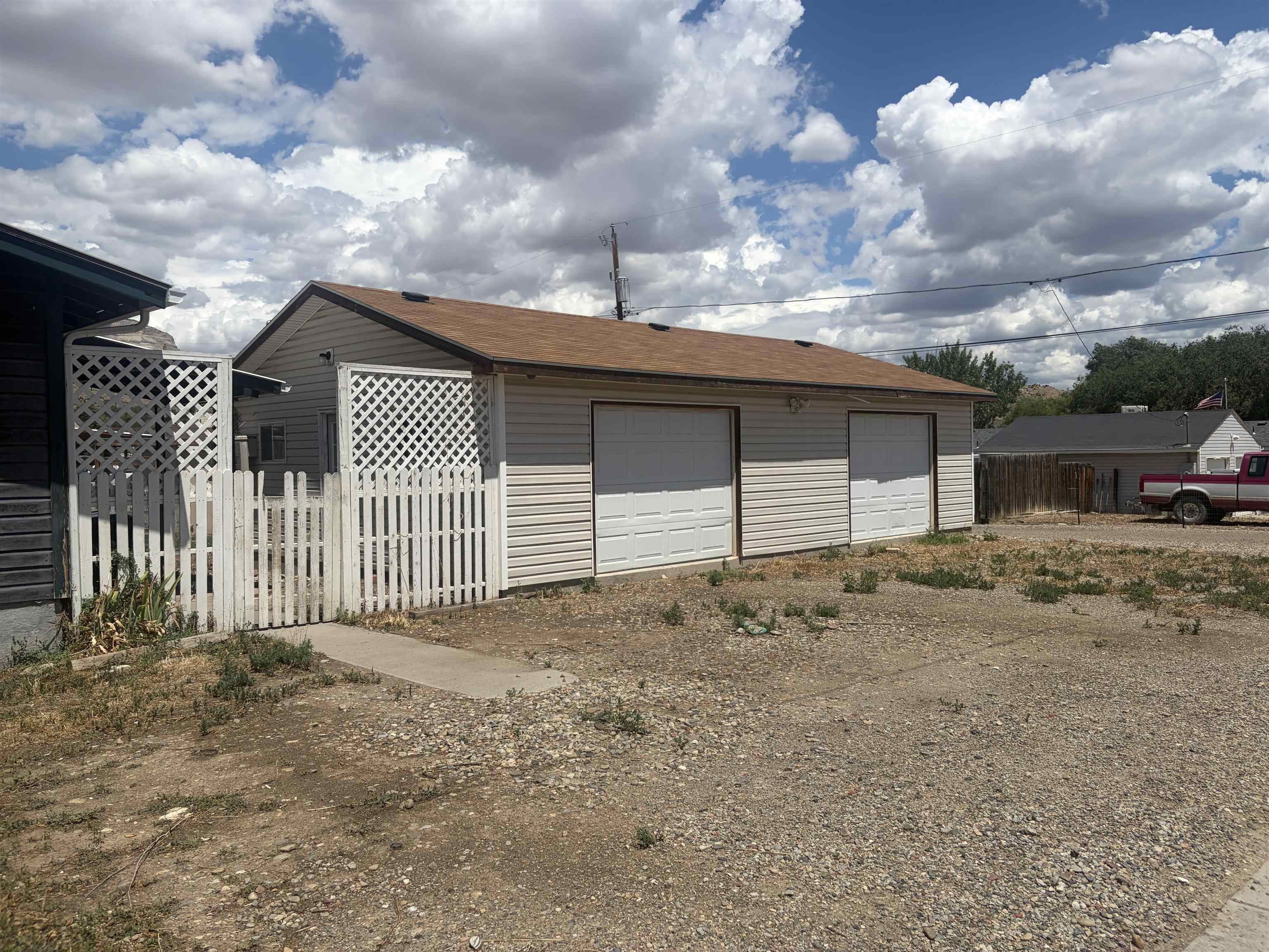 216 Denver Avenue Property Photo 11