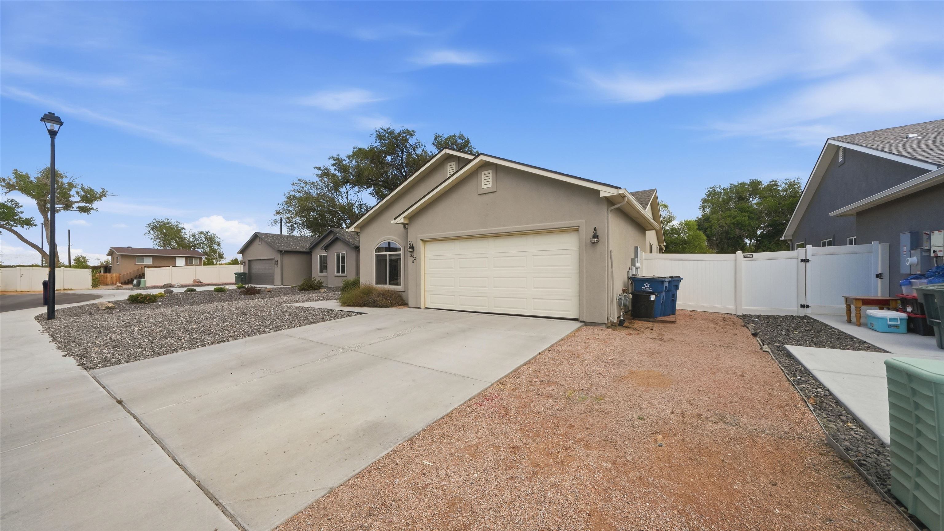 392 Sage Way Property Photo 4