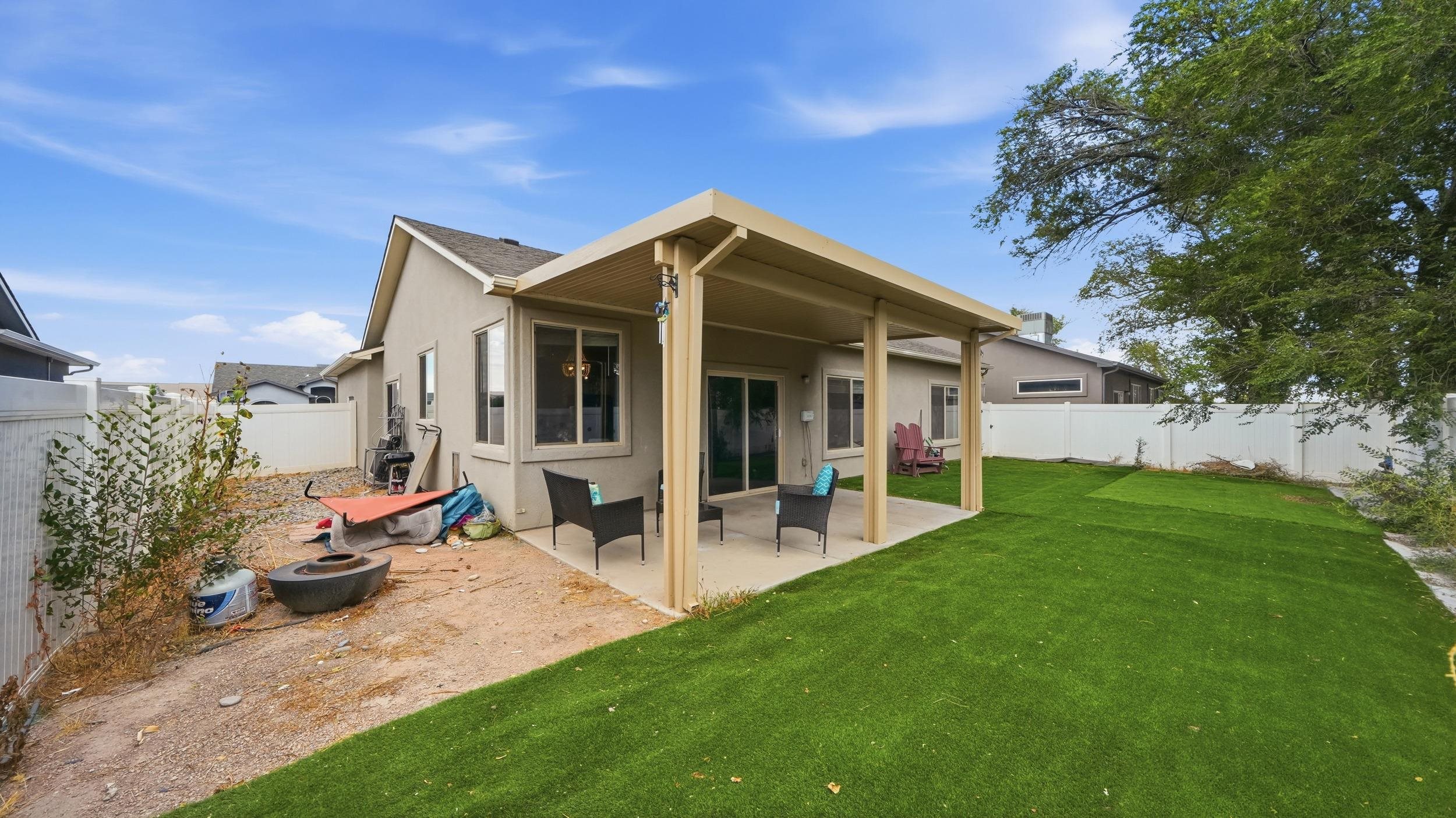392 Sage Way Property Photo 26