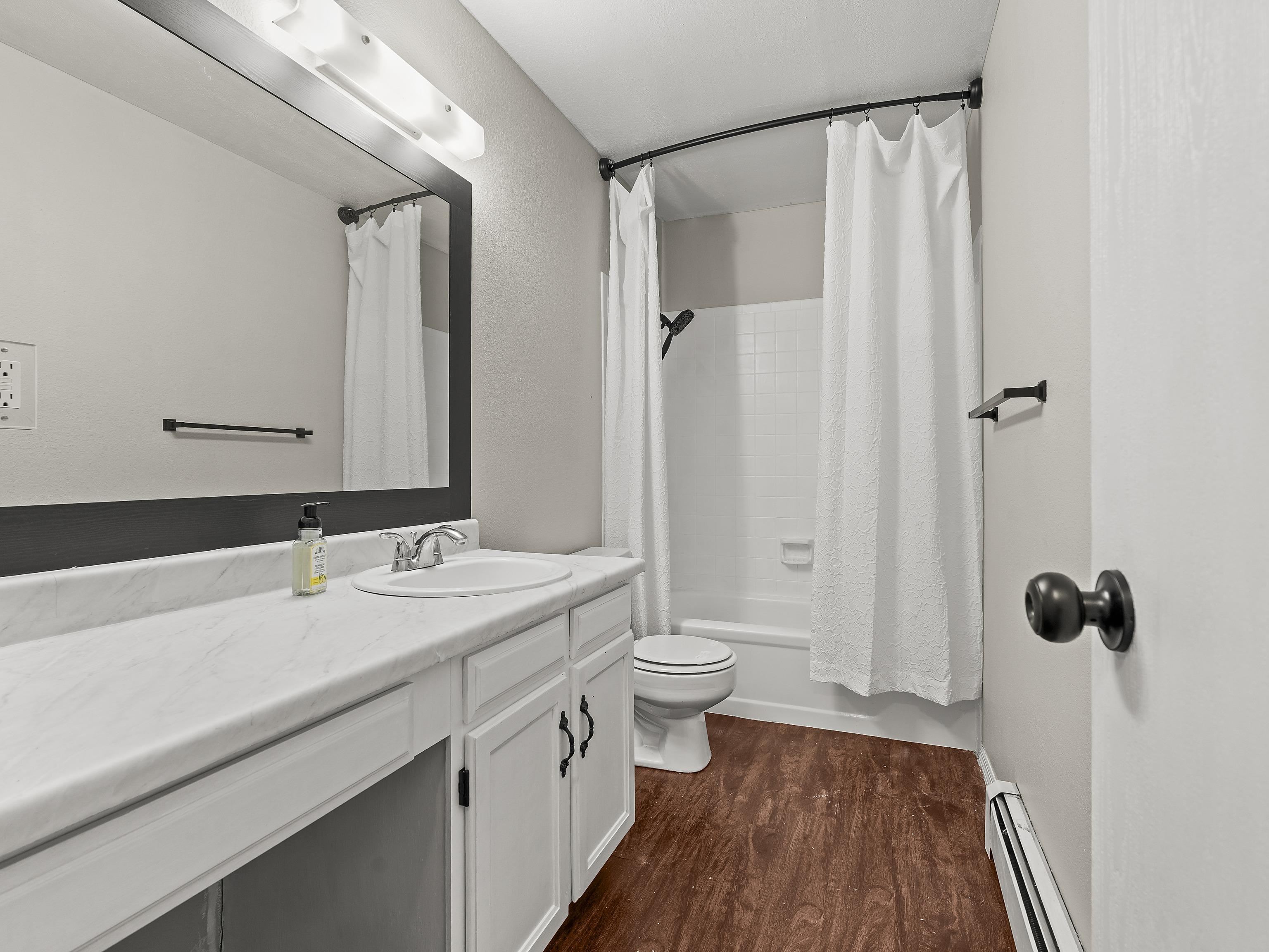 557 W Good Hope Circle Property Photo 16