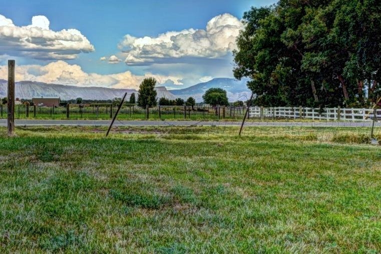 927 21 Road Property Photo 10