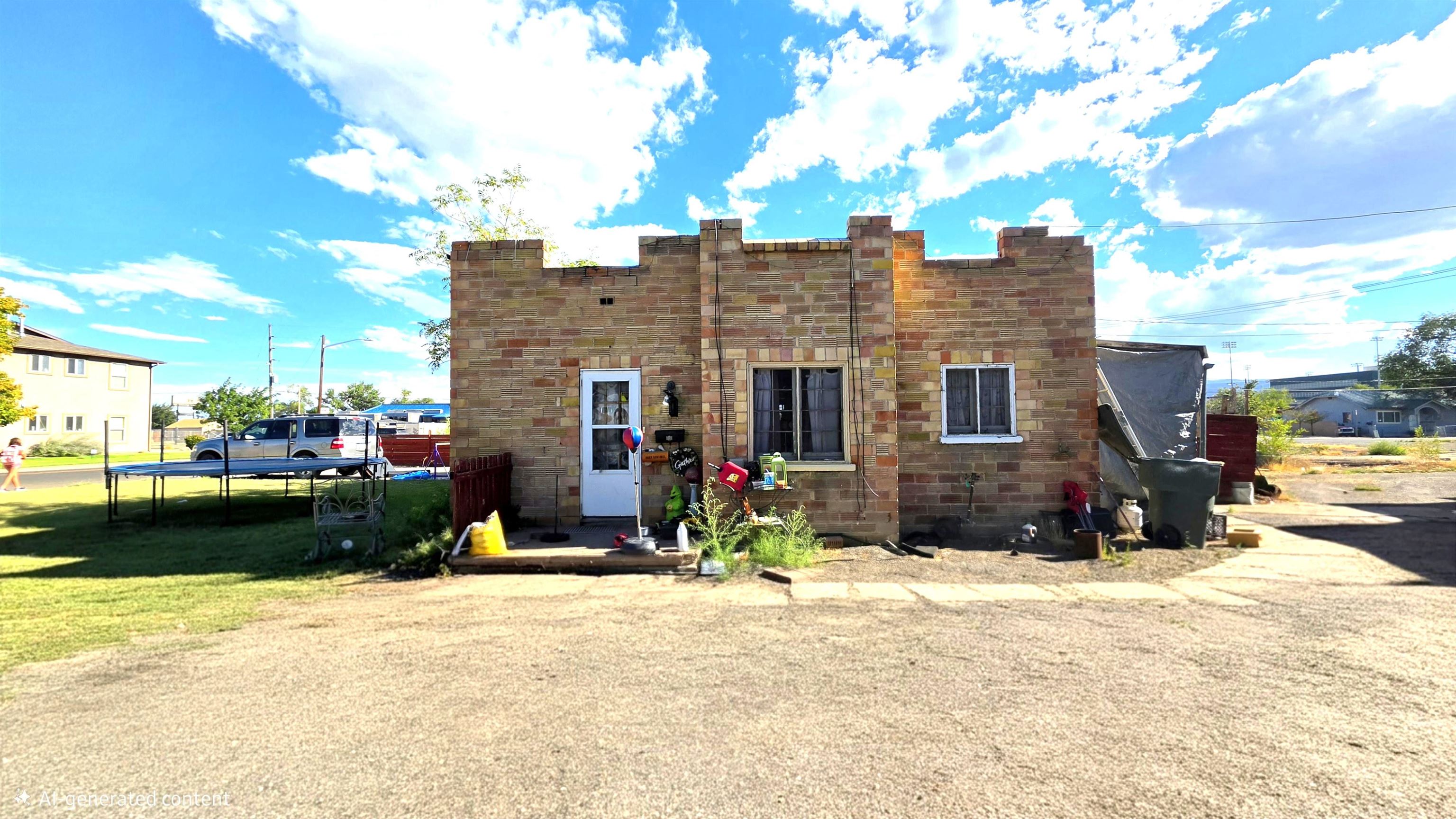 1215 N 15th Street Property Photo 1