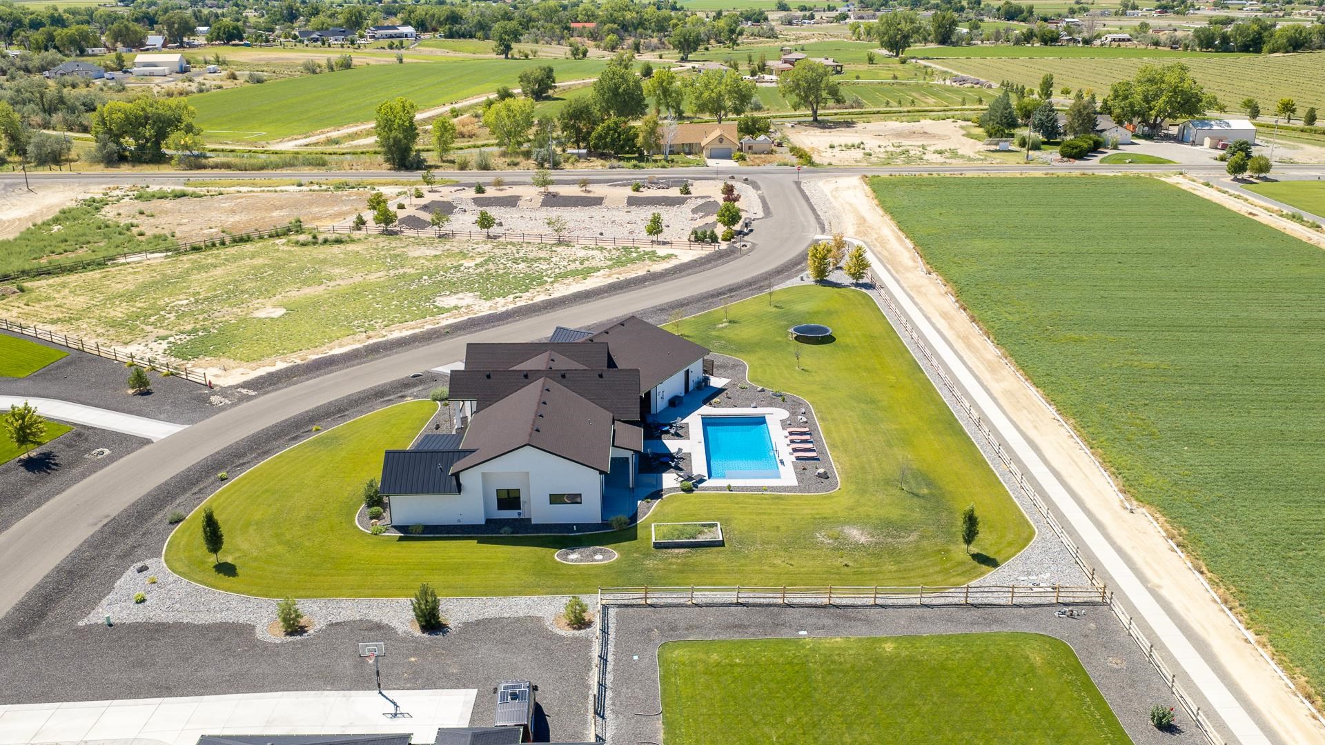 1003 Smith Ranch Road Property Photo 5