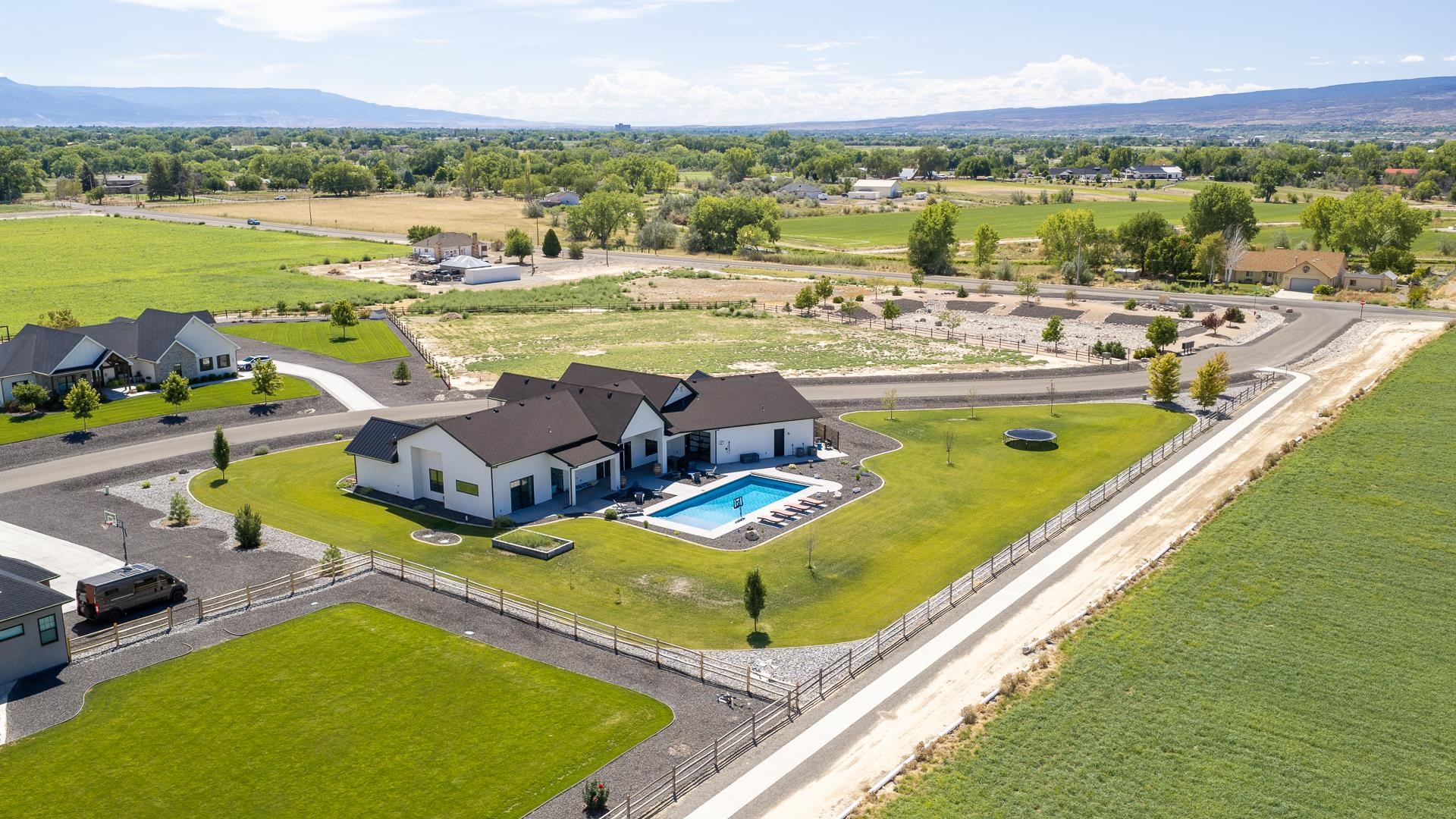 1003 Smith Ranch Road Property Photo 6