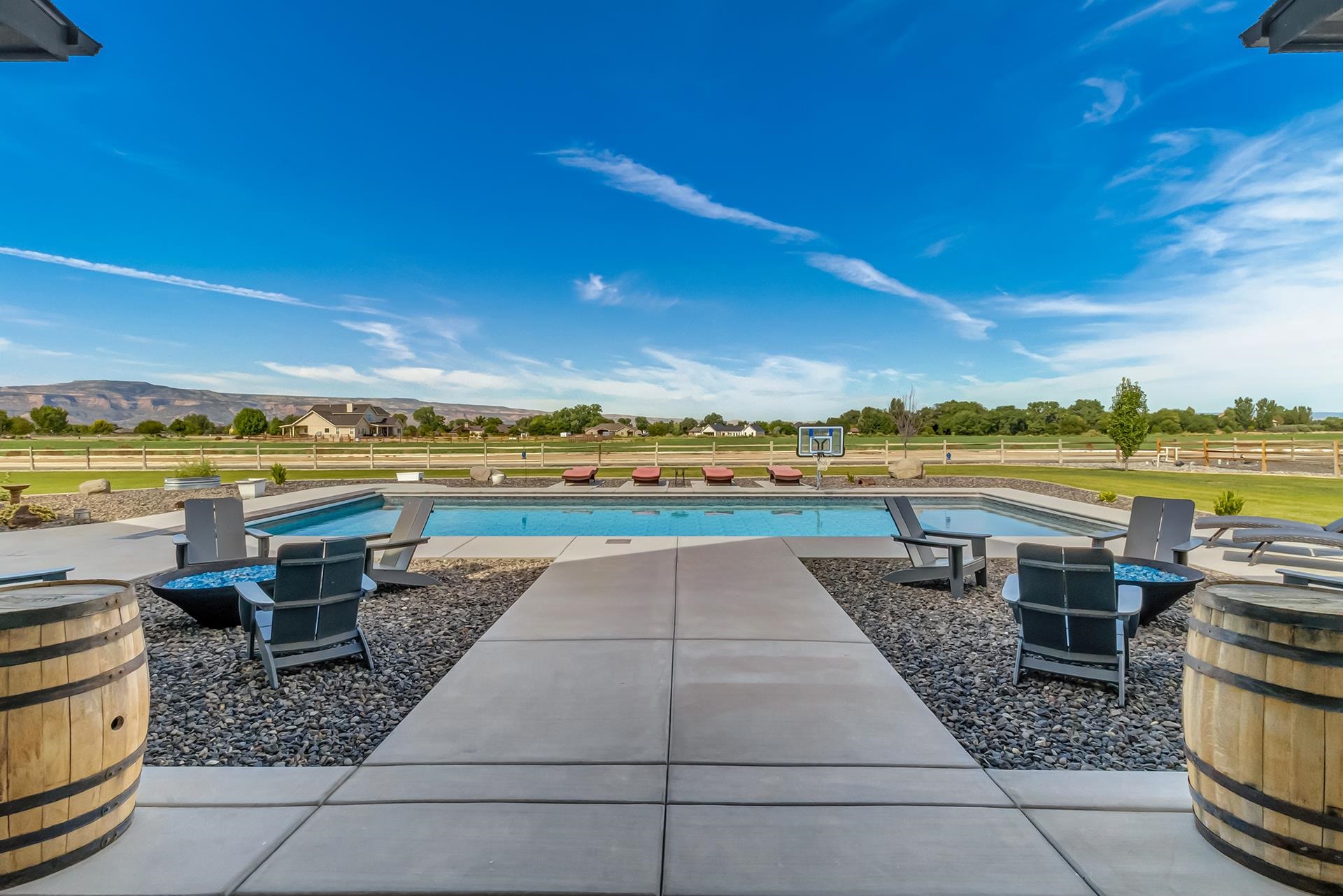 1003 Smith Ranch Road Property Photo 13