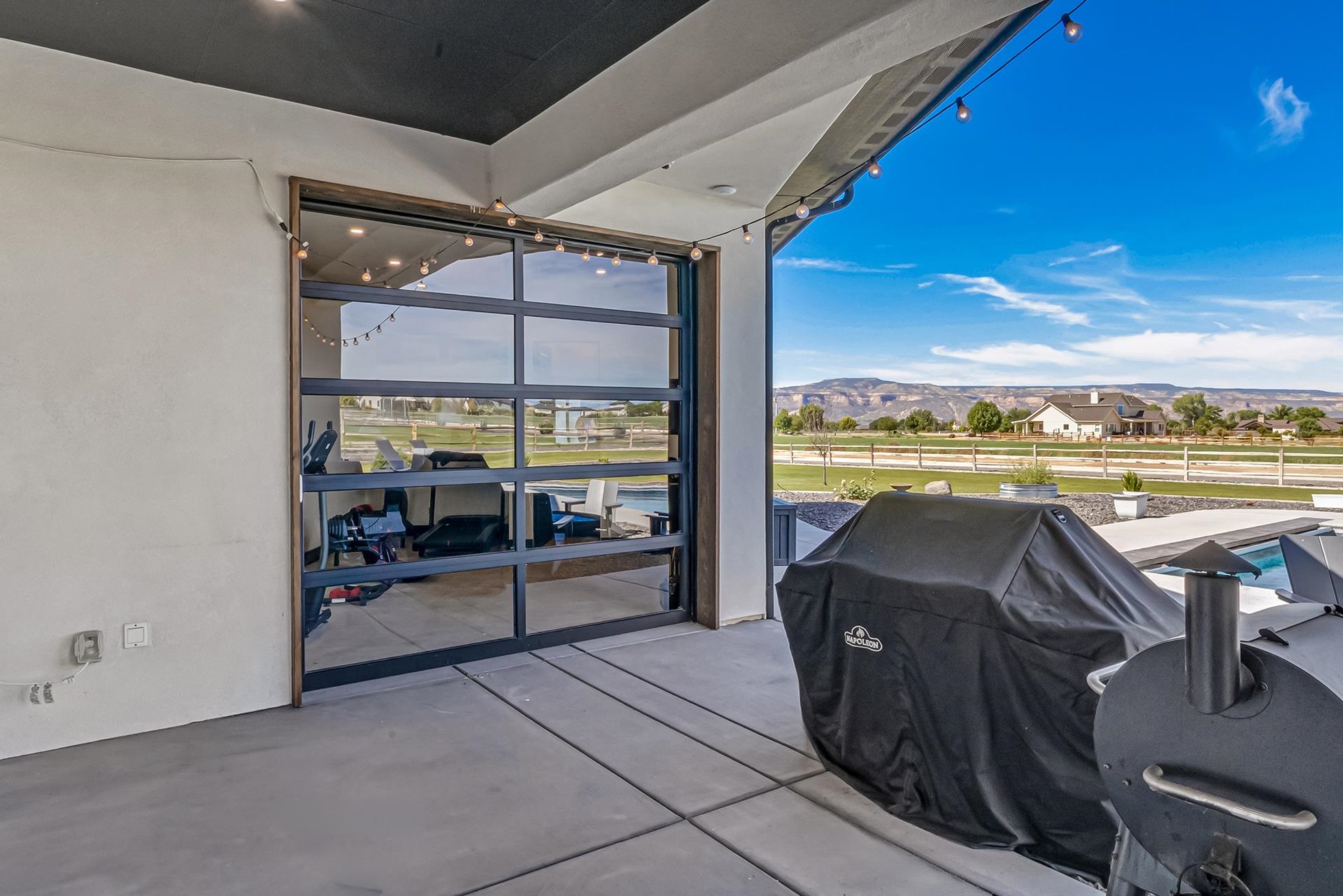 1003 Smith Ranch Road Property Photo 15