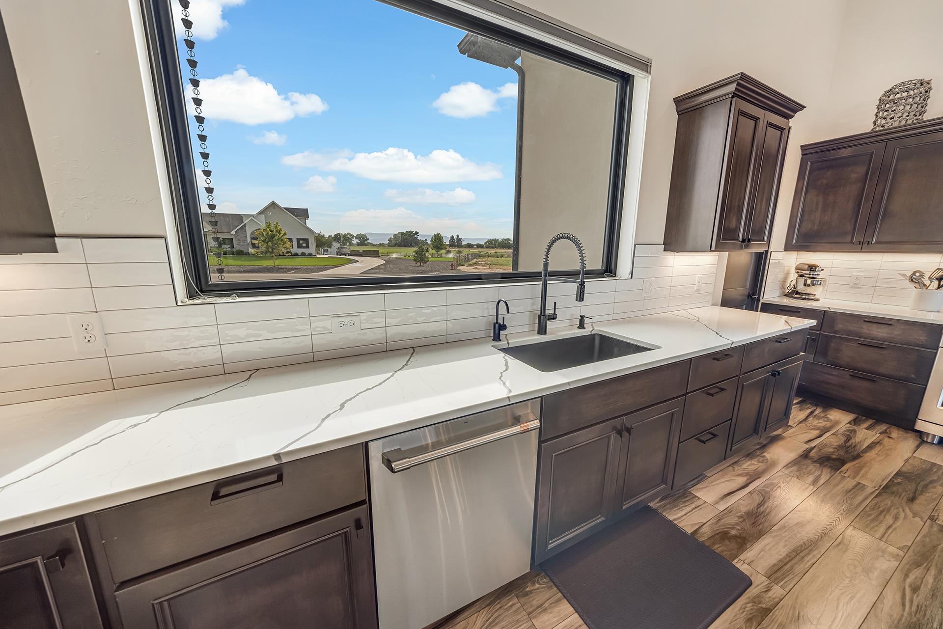 1003 Smith Ranch Road Property Photo 28