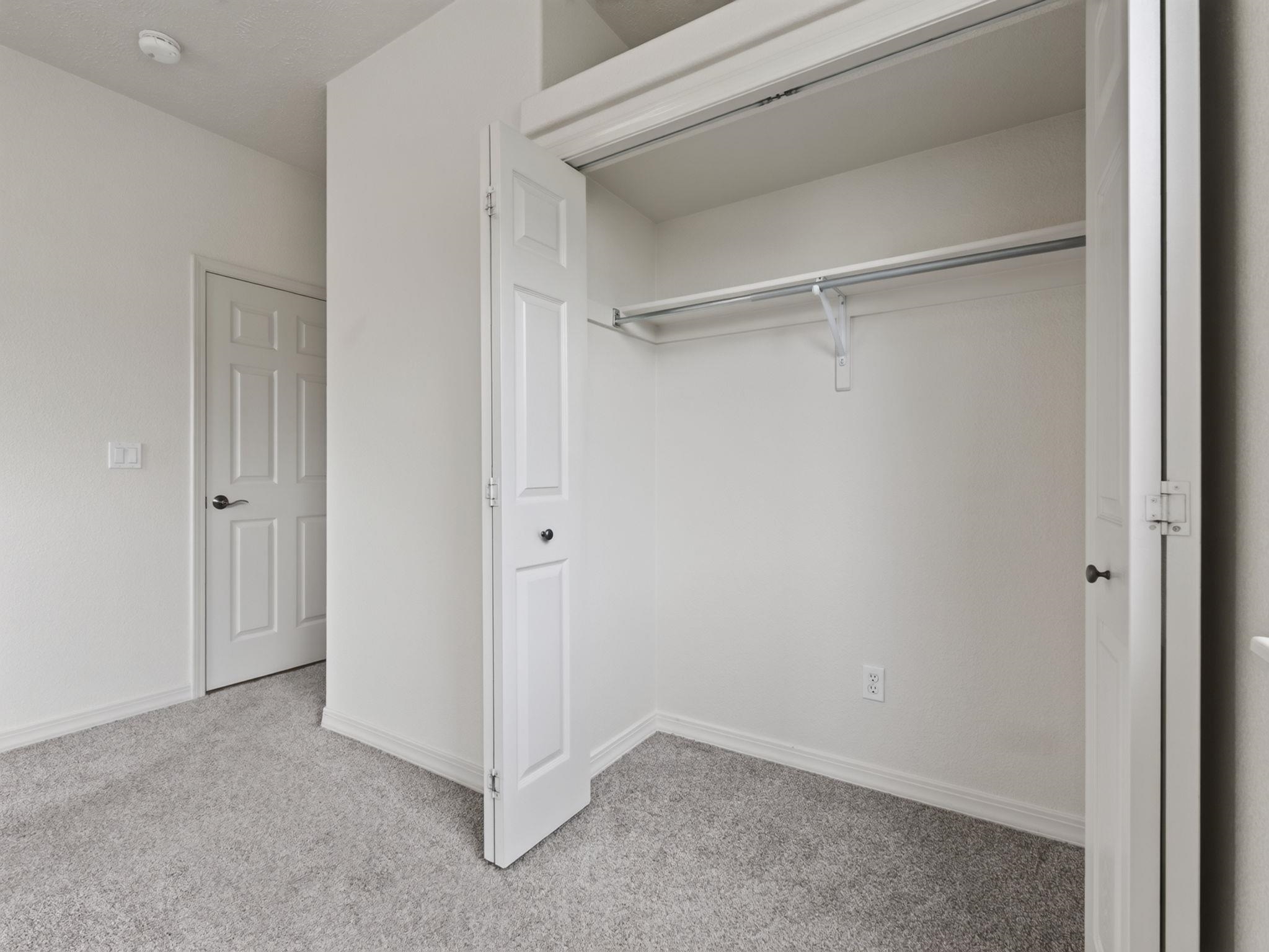 2839 Brittany Drive Property Photo 13