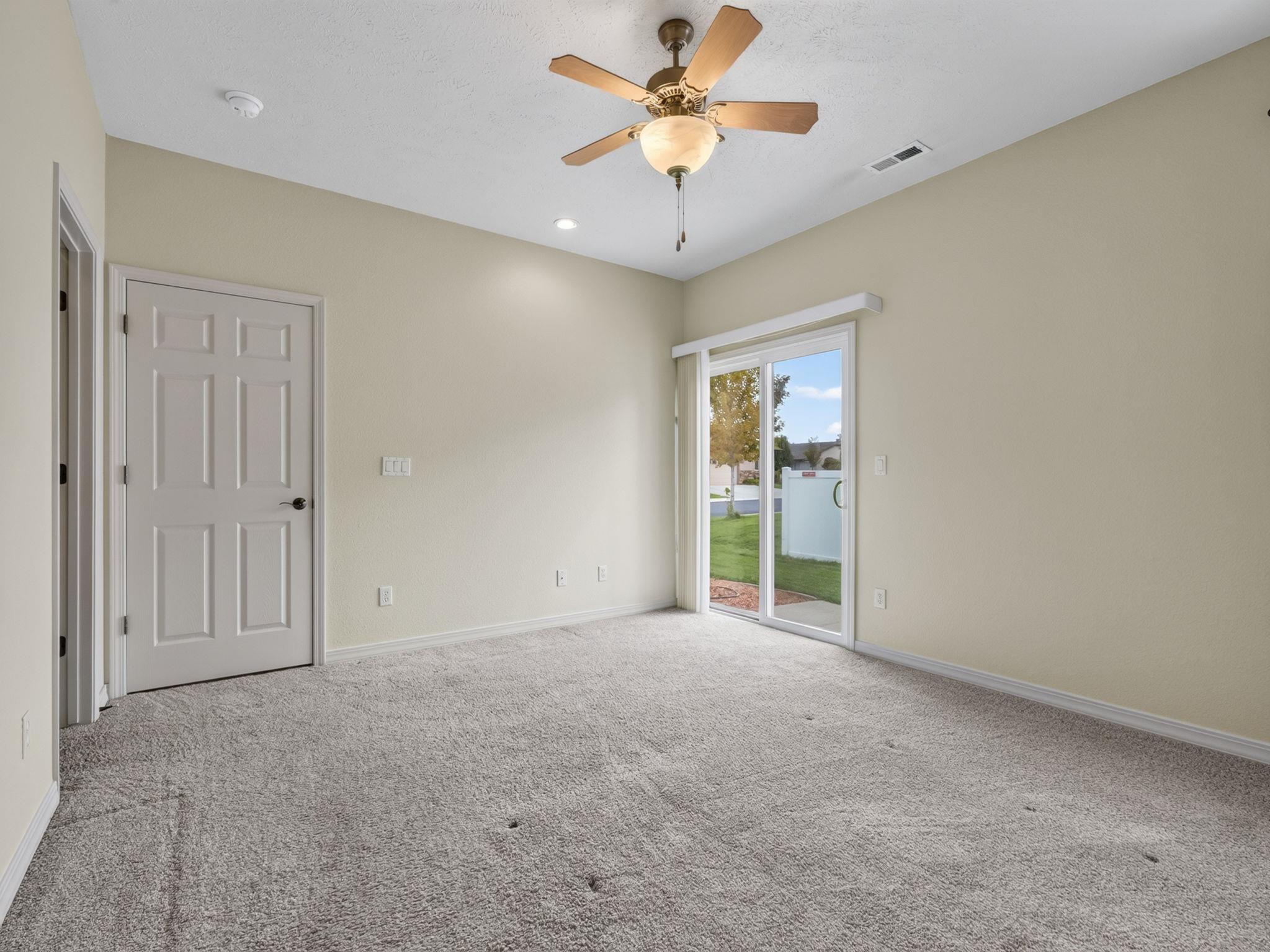 2839 Brittany Drive Property Photo 16
