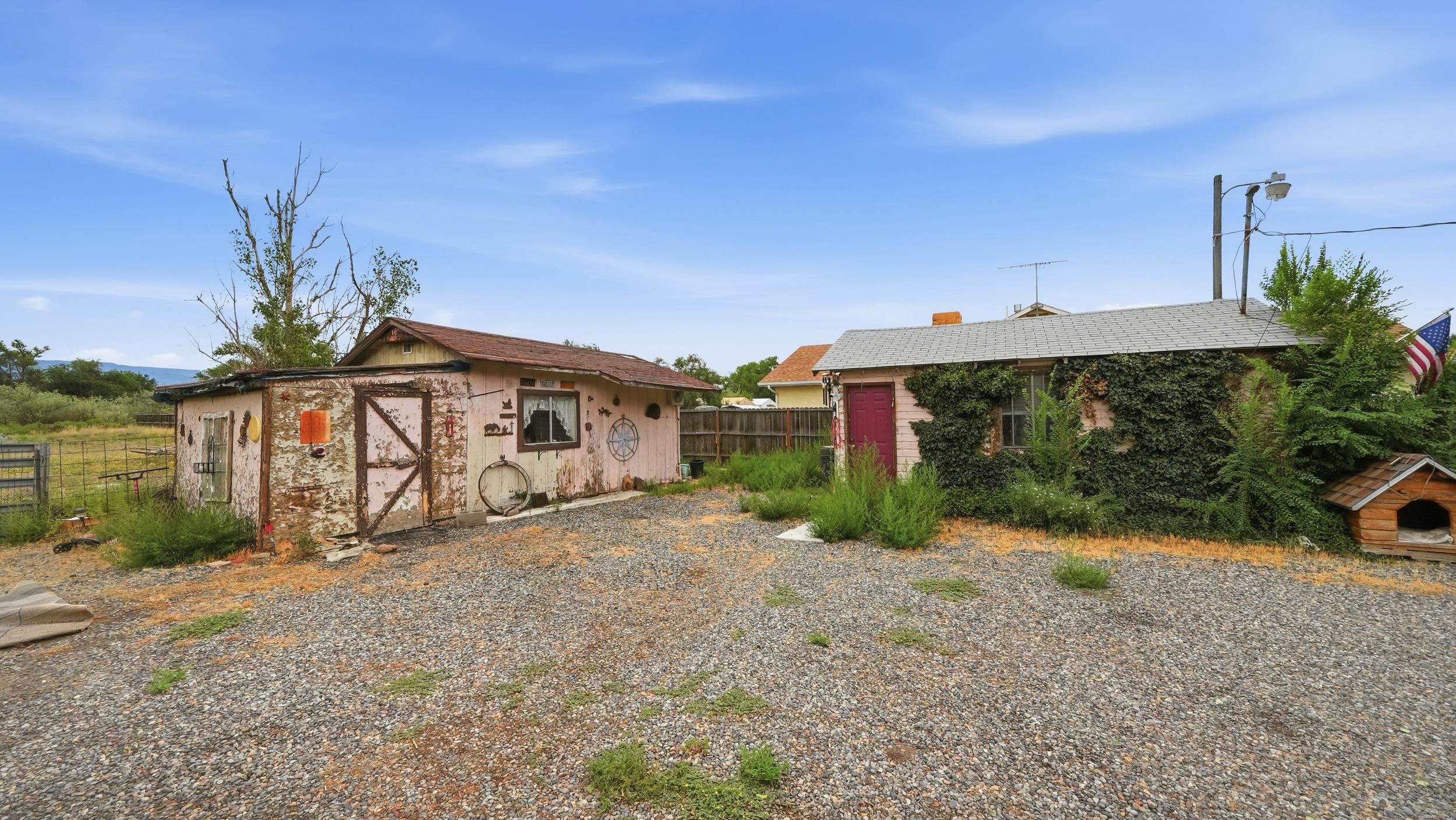 398 30 Road Property Photo 11