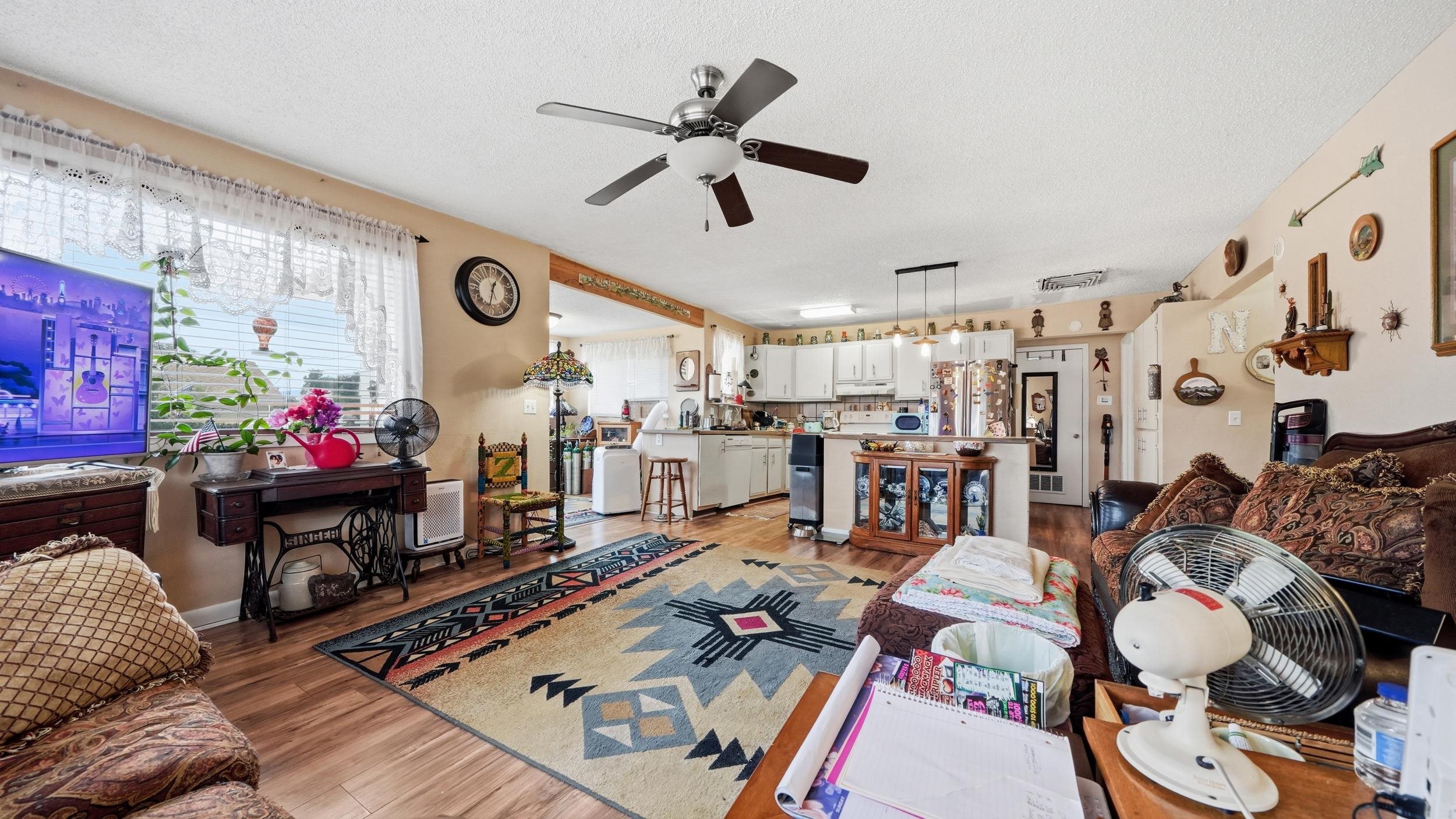 398 30 Road Property Photo 14