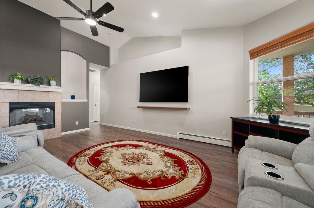409 Montero Street Property Photo 10