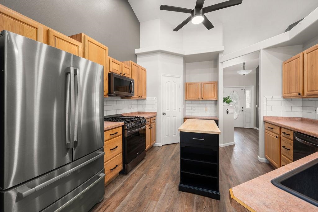 409 Montero Street Property Photo 16