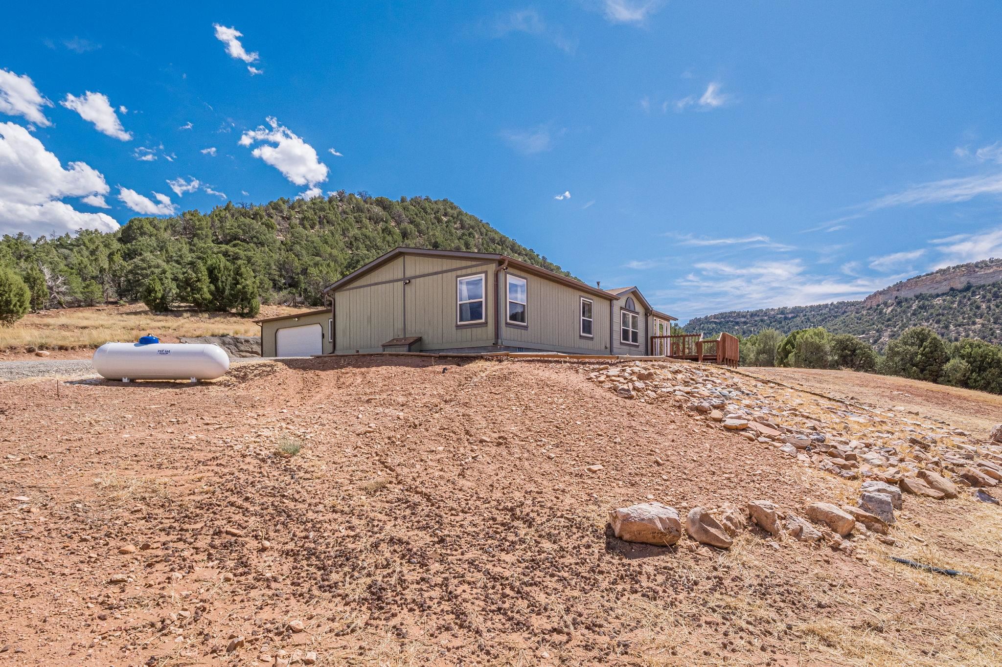 2821 Ds Road Property Photo 7